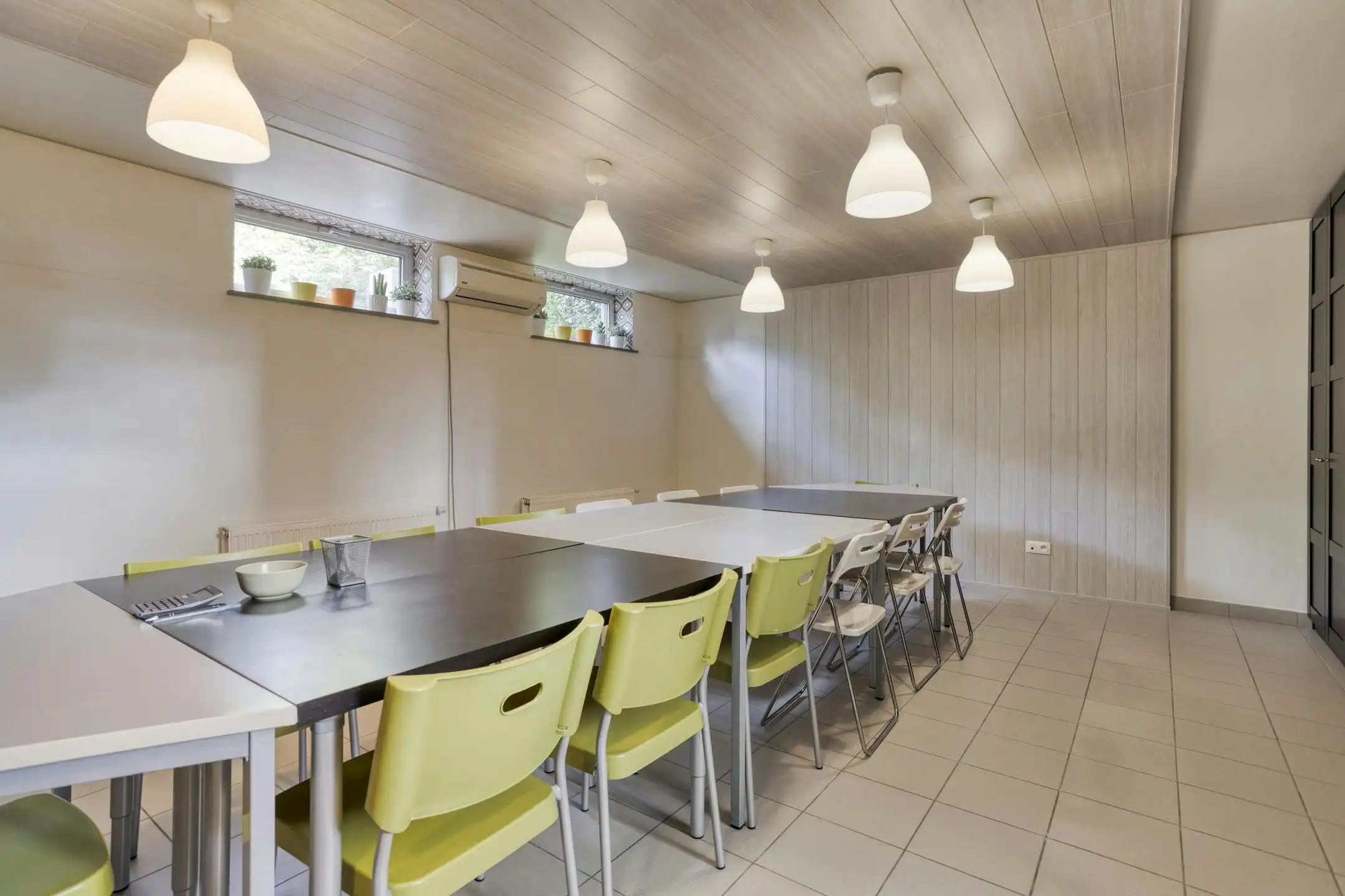 Opbrengsteigendom te koop op toplocatie te Assebroek  foto 7