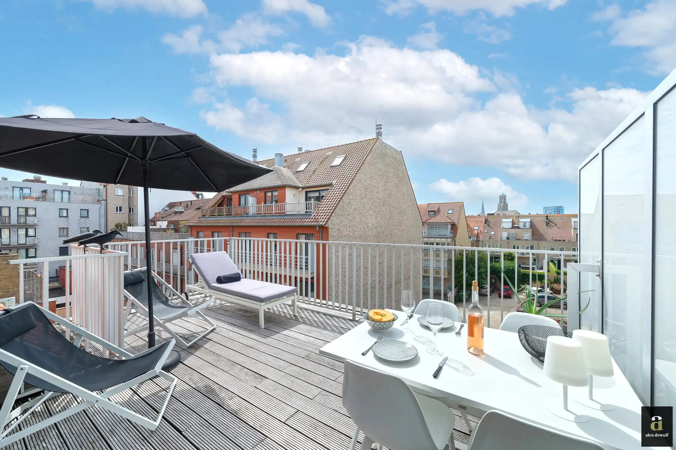 Rustig gelegen duplex-appartement met ruim terras in Knokke. foto 3
