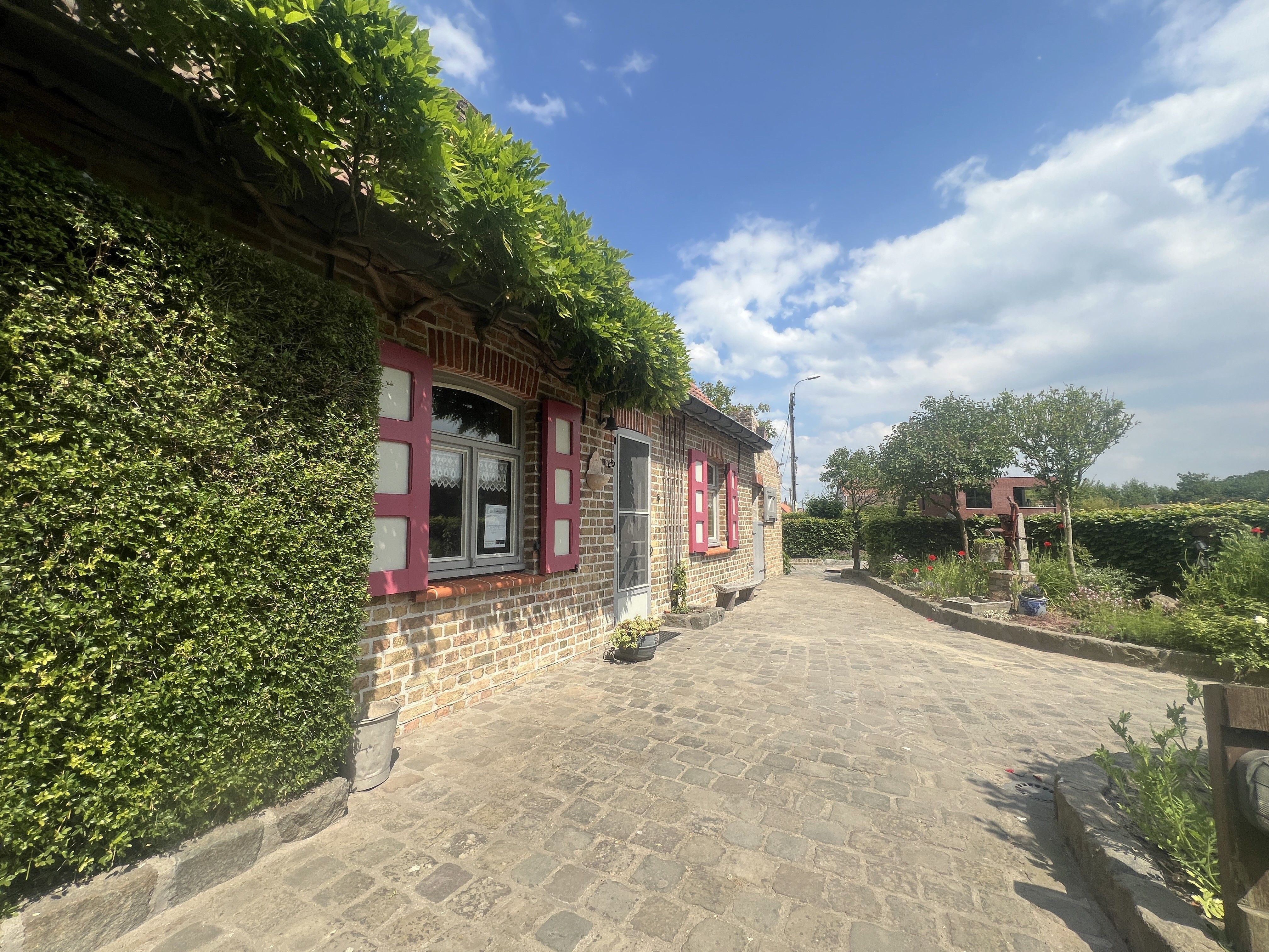 Alleenstaande woning op 930m² in oase van rust! foto 23
