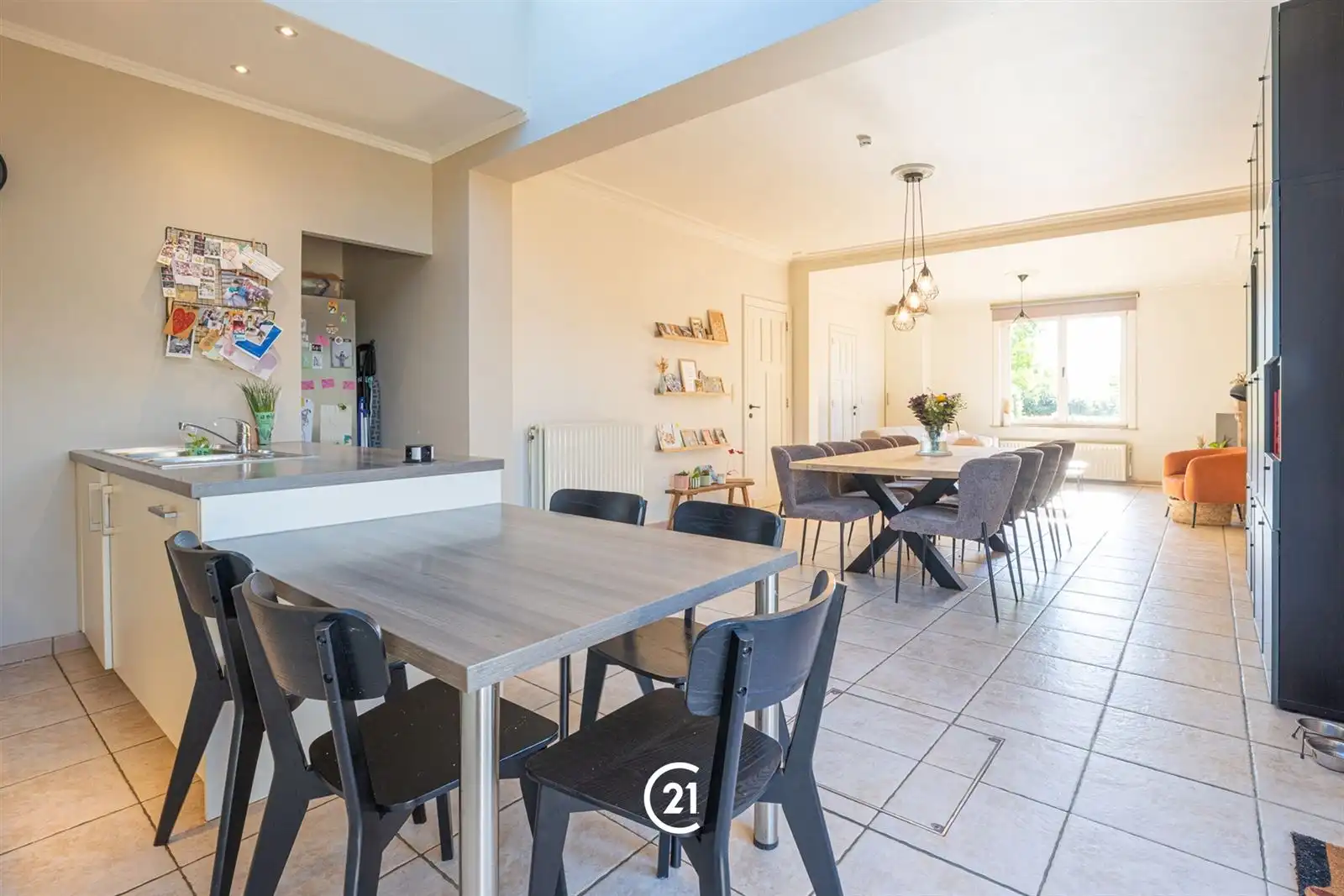 Instapklare 3gevelwoning met tuin en carport op 4are95 foto 14