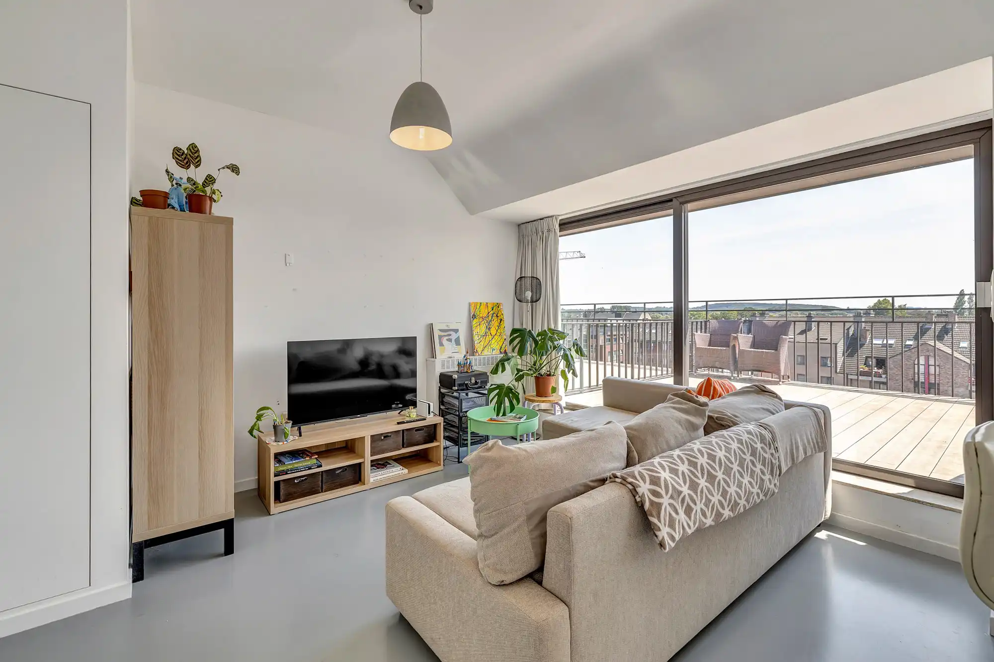 Gerenoveerd penthouse met 2 ruime terrassen in centrum foto 3