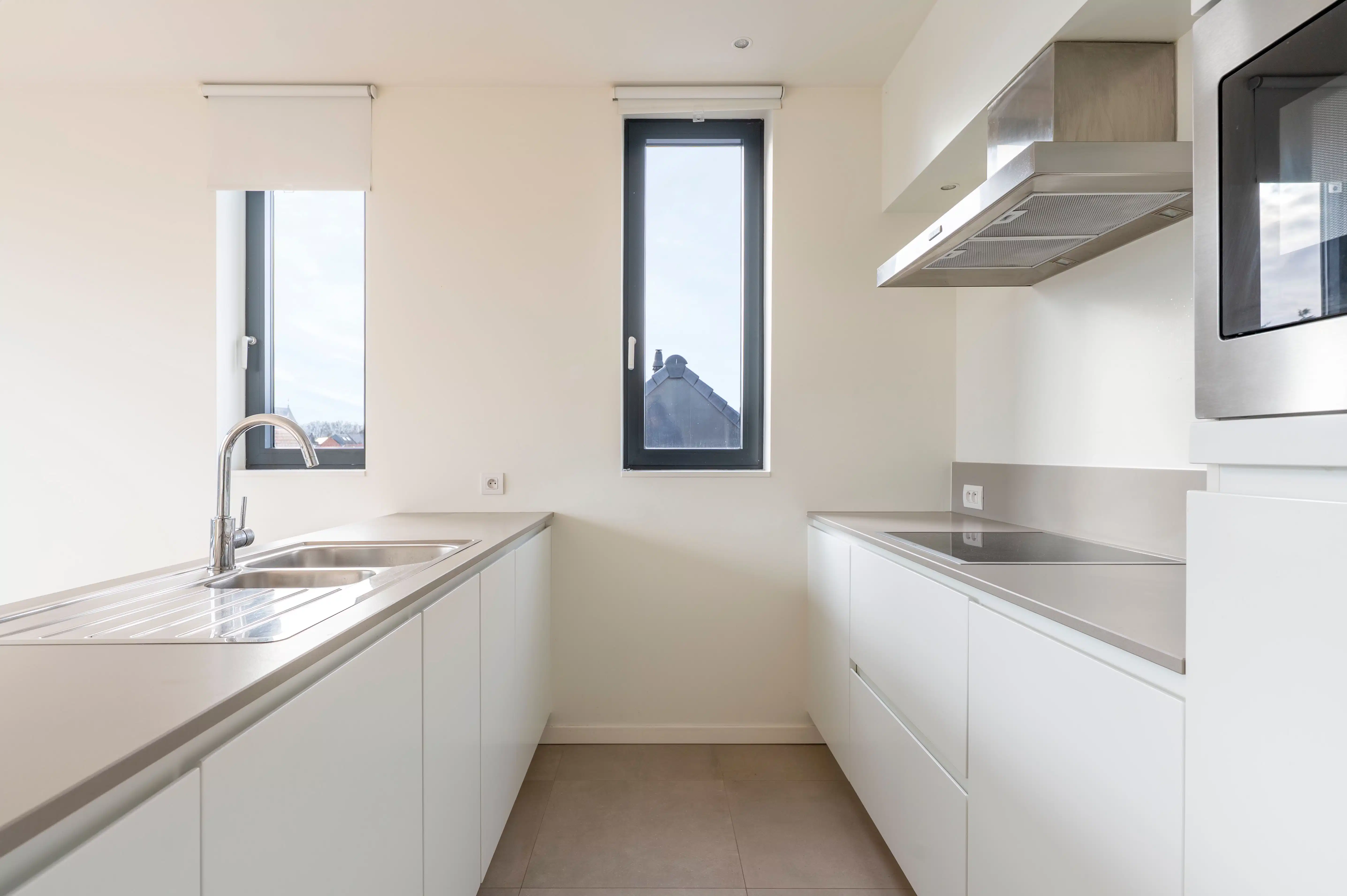 één slaapkamer appartement met groot terras in Mariaburg-Ekeren te huur! foto 9