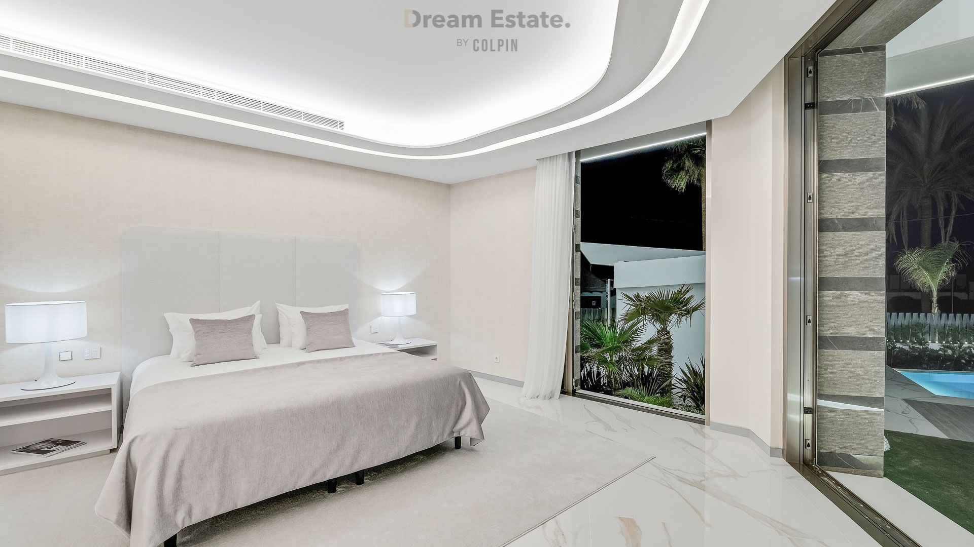 Hypermoderne frontline villa in Los Monteros foto 12