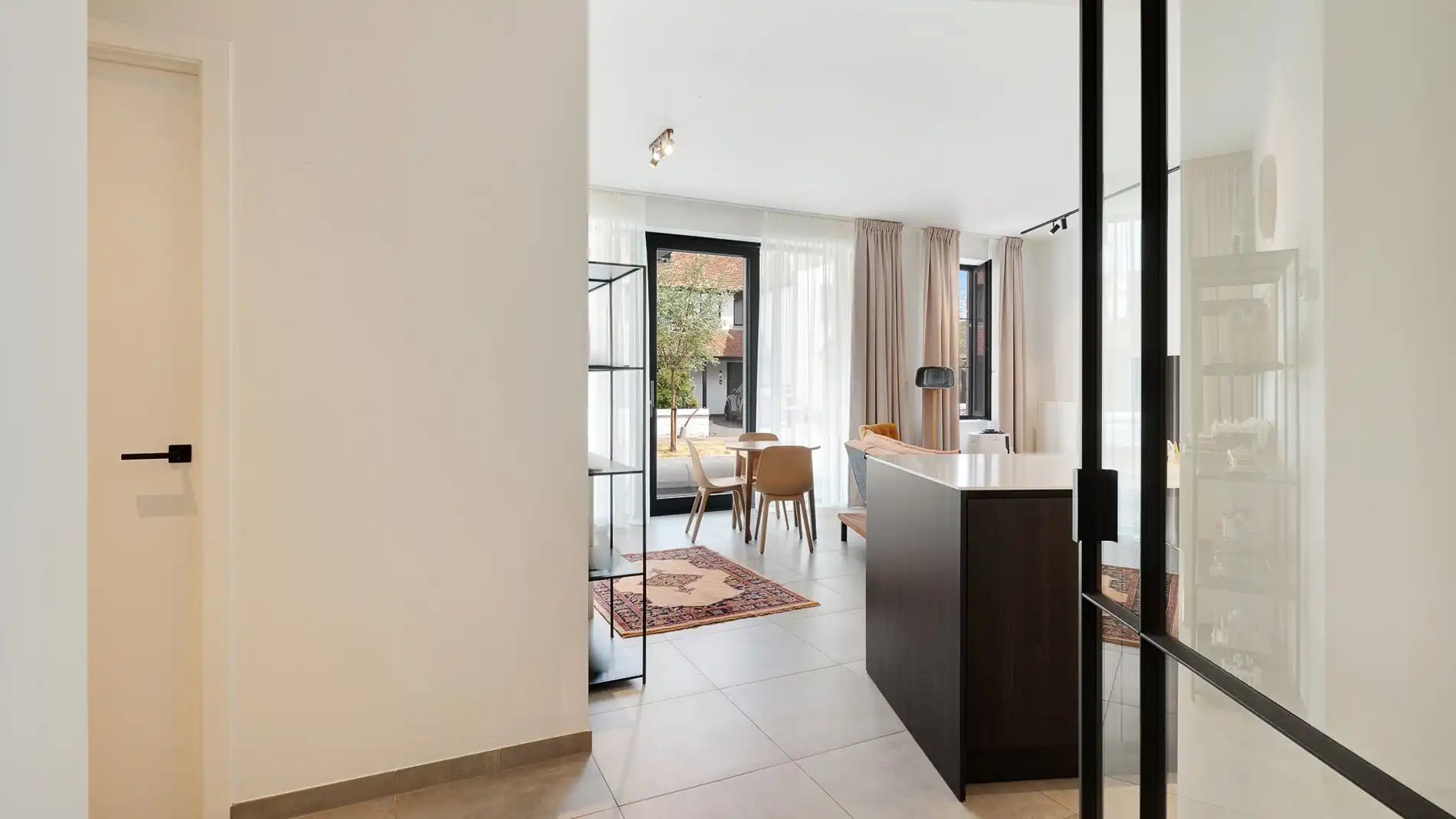 Appartement met 2 slpks. te koop aan Duinenwater foto 2