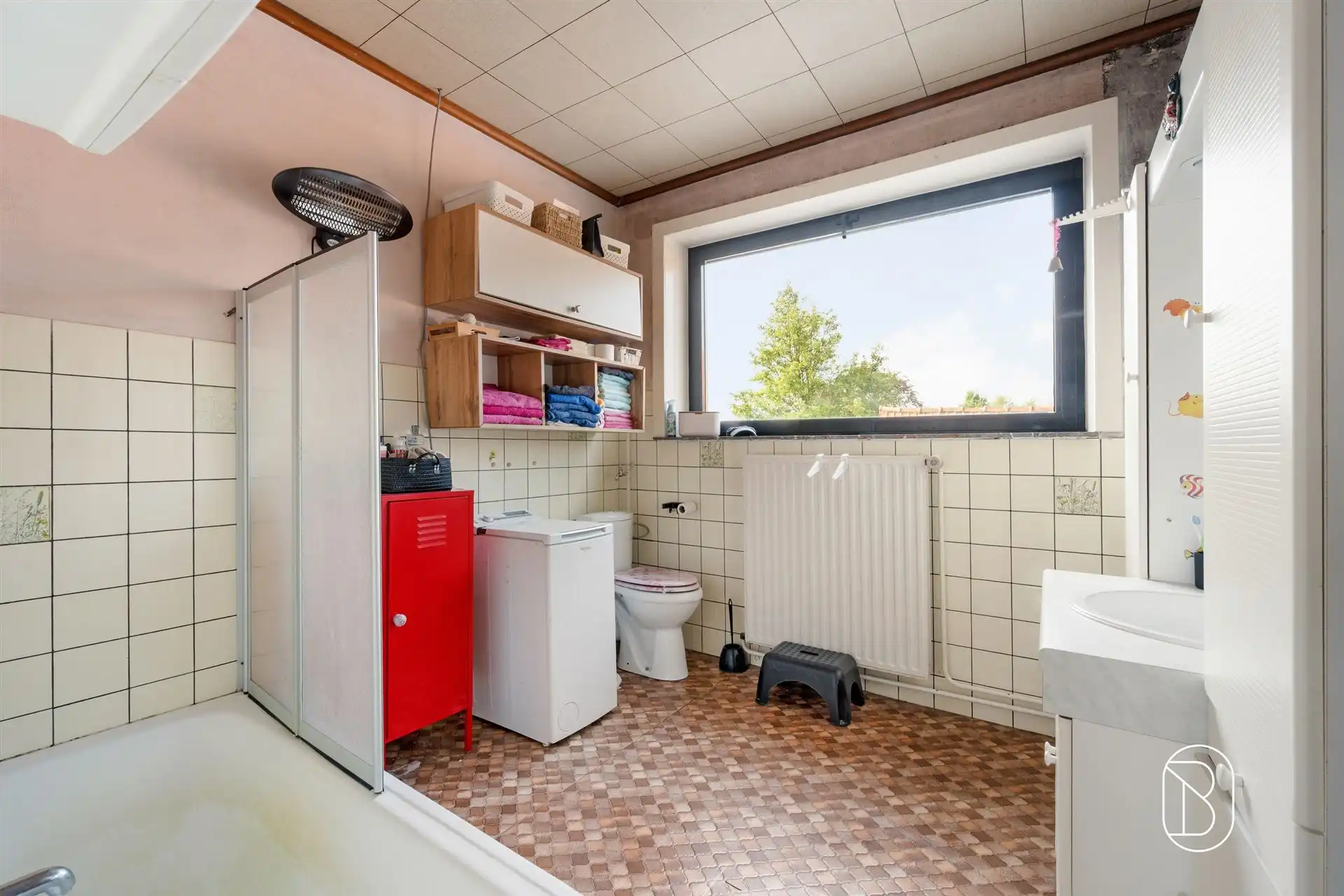 Ruime gezinswoning met atelier in Wortegem-Petegem foto 16