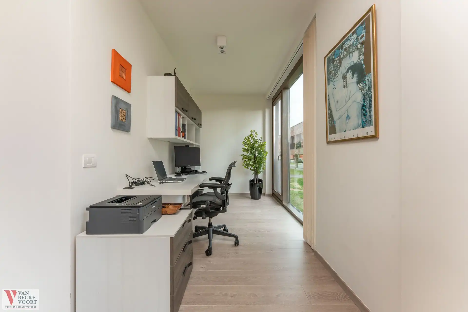 Gelijkvloers appartement op onevenaarbare locatie foto 10