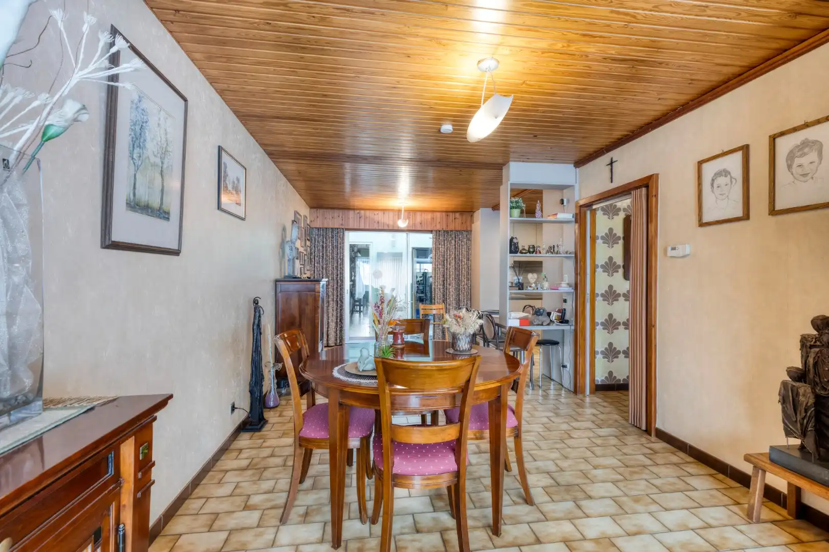 Goed onderhouden woning met 4 SLPKS op perceel van 5a62ca in Mol - Achterbos. foto 9