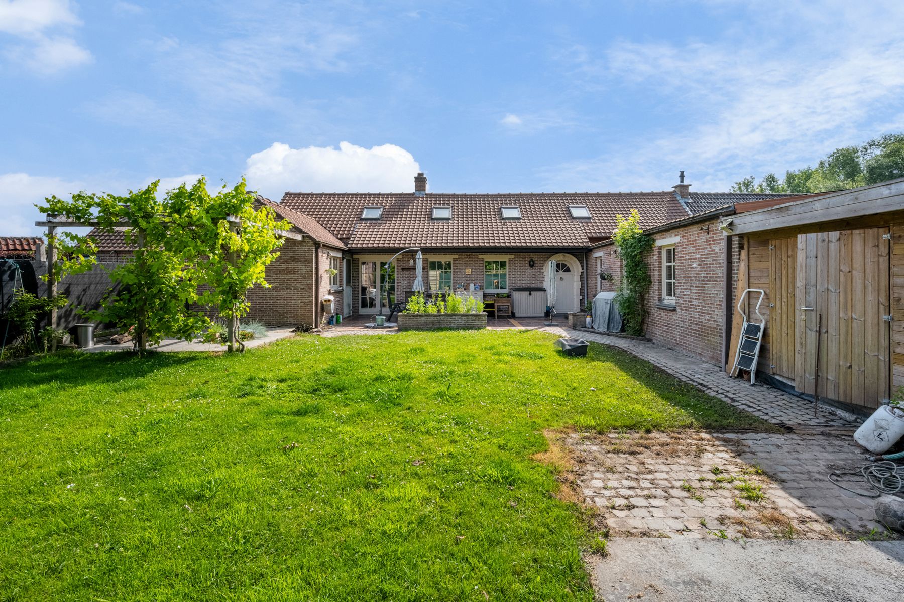 Hoofdfoto van de publicatie: Charmante woning met landelijke ligging.