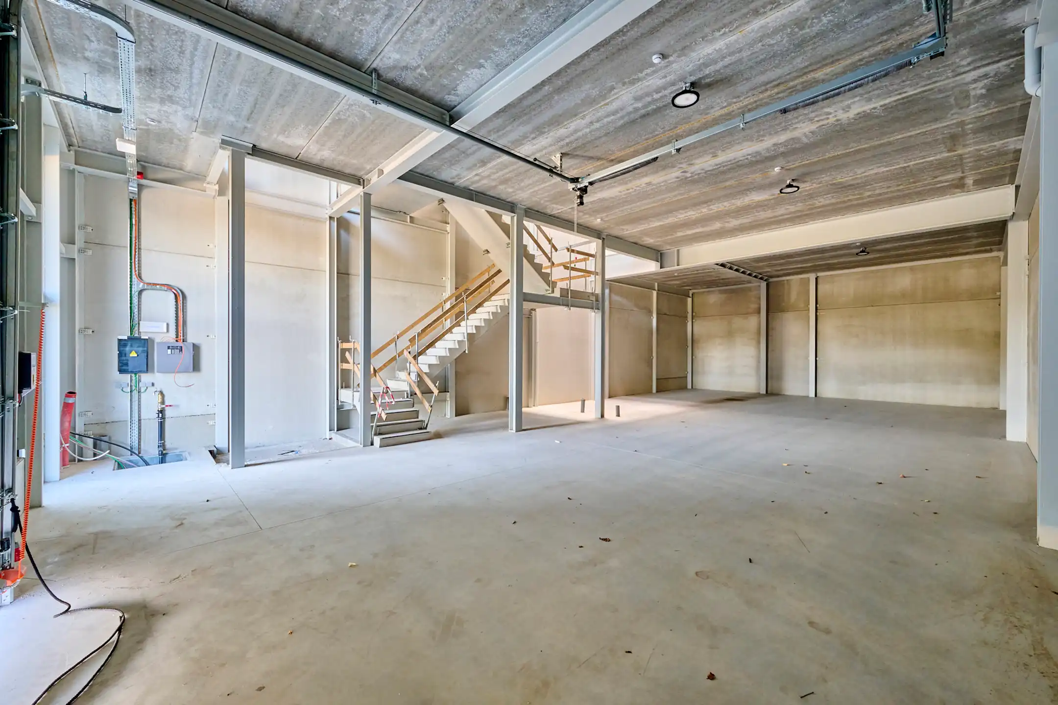 KMO-unit 15 | Bedrijvenpark Kompellaan foto 3