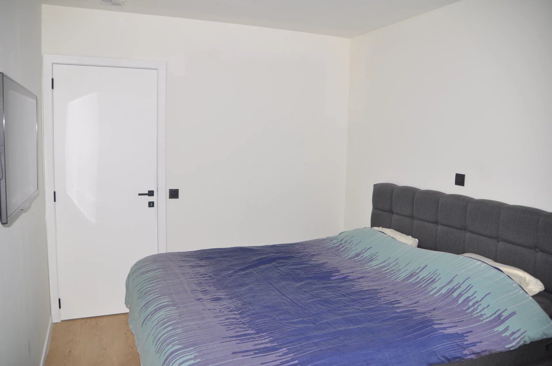 UNIEK EN ZEER KWALITATIEF PENTHOUSE MET TWEE SLPK'S EN TWEE TERRASSEN NABIJ CENTRUM TONGEREN foto 21