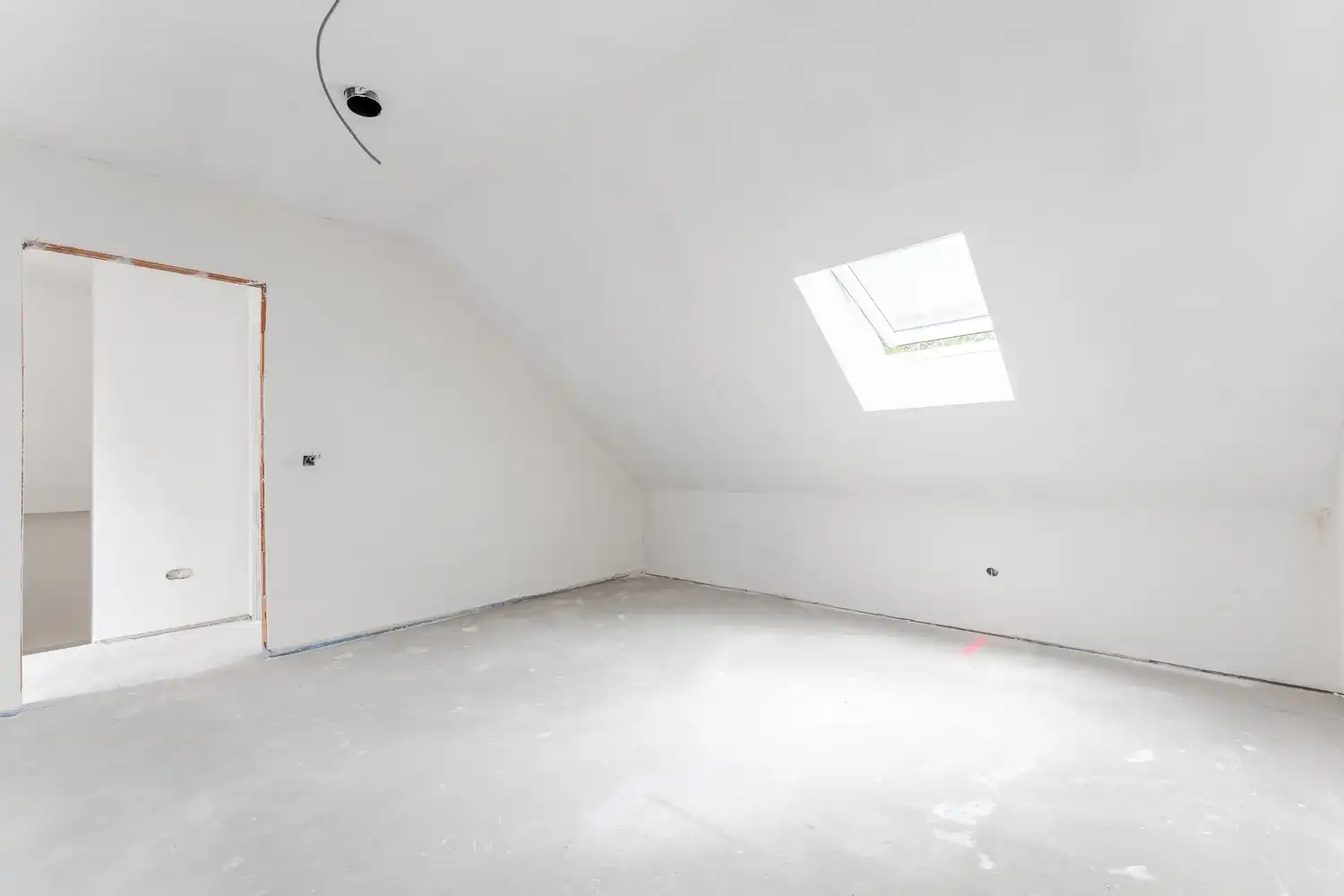 Charmante halfopen woning te koop in Leopoldsburg - 3 slaapkamers, 1 badkamer, ruime keuken en 2 toiletten op 396 m², volledig gerenoveerd in 2026! foto 23