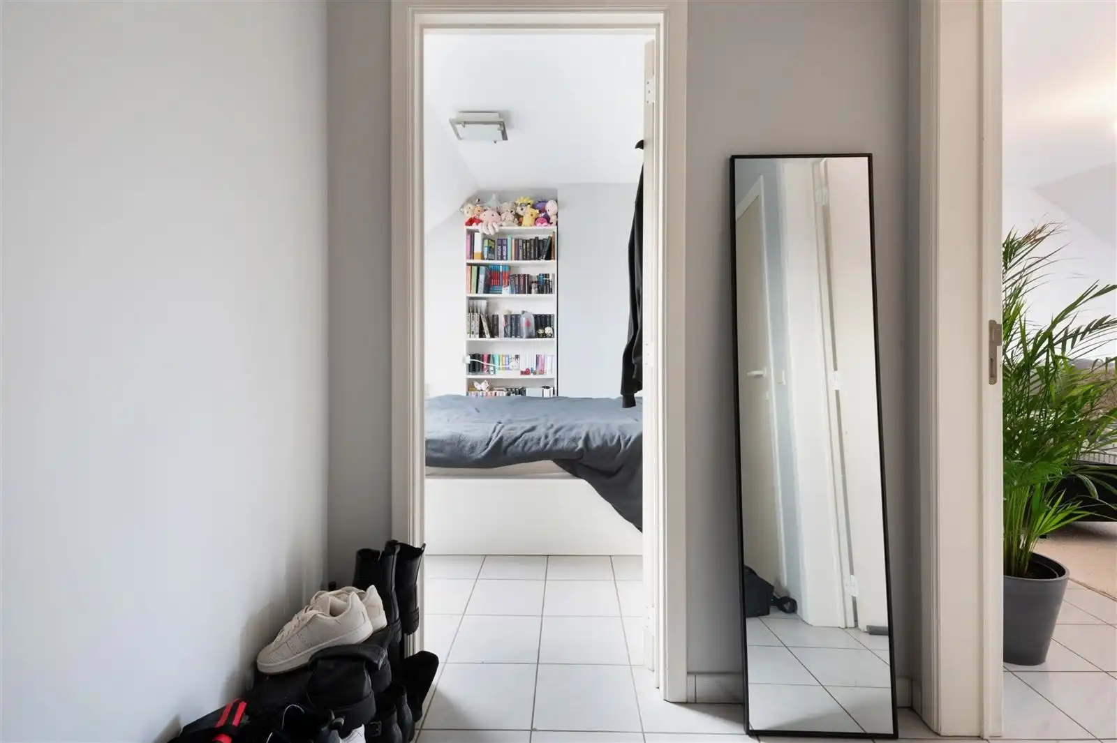 Lichtijke penthouse met terras en garagebox foto 6