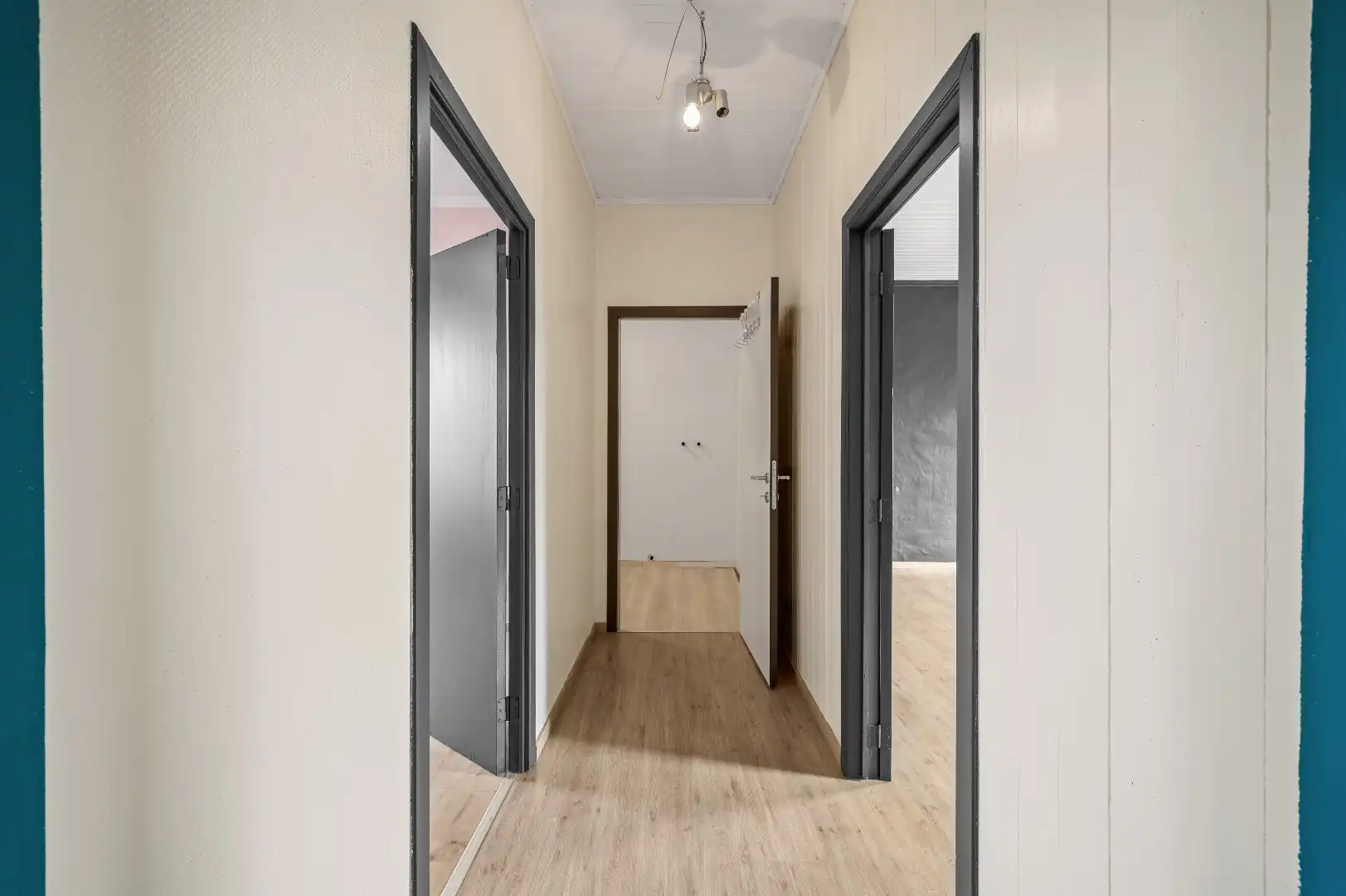 Veelzijdig pand met 2 huisnummers– ideaal als gezinswoning, kangoeroewoning of investering foto 13