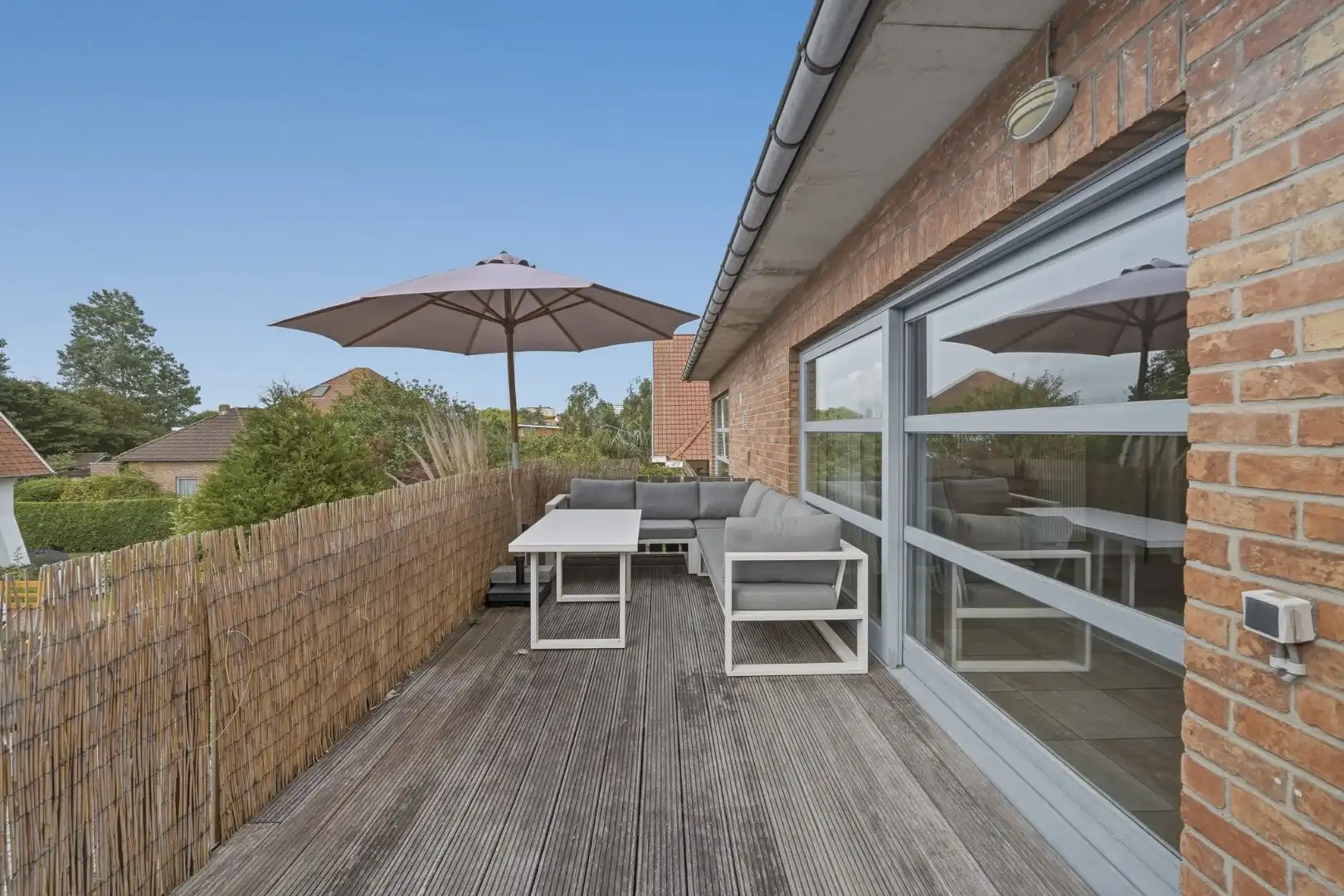 Duplex-appartement van 165 m² met garage, carport en zonnig terras in de Vicognewijk foto 12