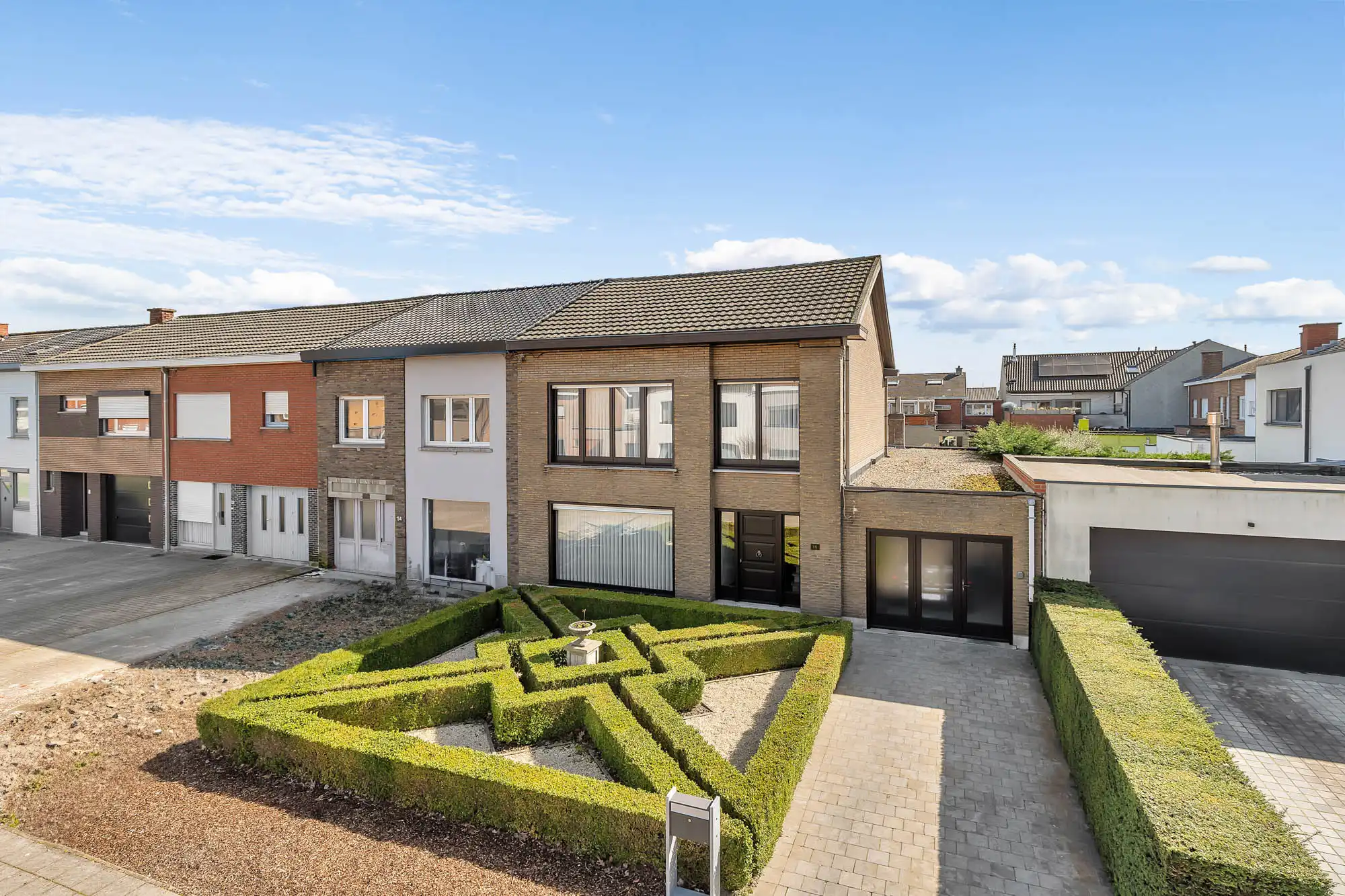 Hoofdfoto van de publicatie: Gezellige woning met grote tuin in Deinze