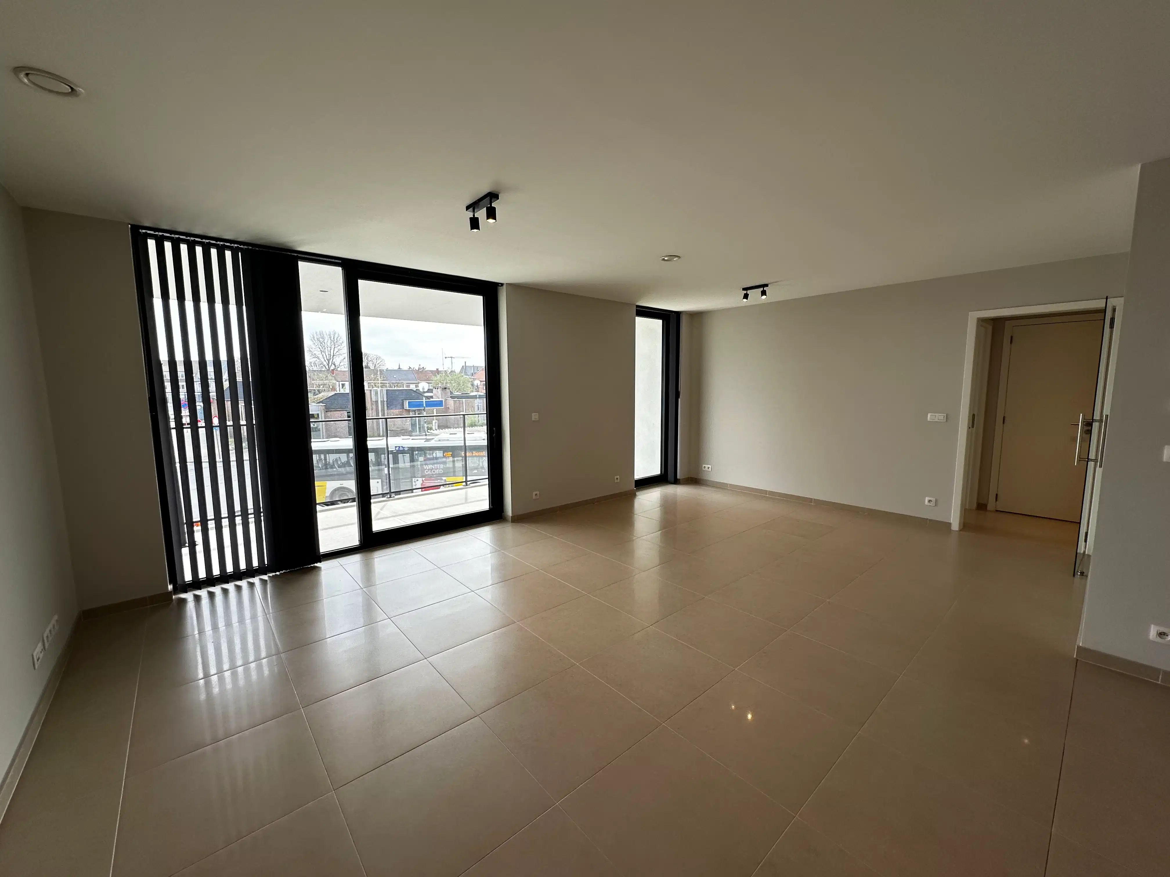 Recent één slaapkamer appartement in centrum van Aalter foto 5