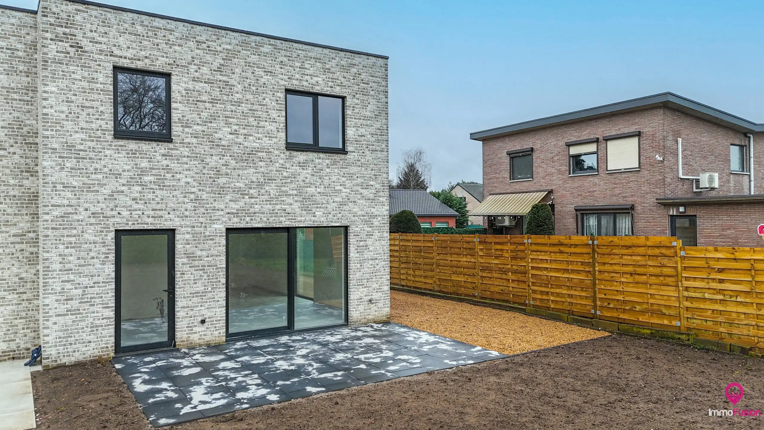 Nieuwbouw met 4 slpks en aangelegde tuin E-peil 4 te Koersel foto 31