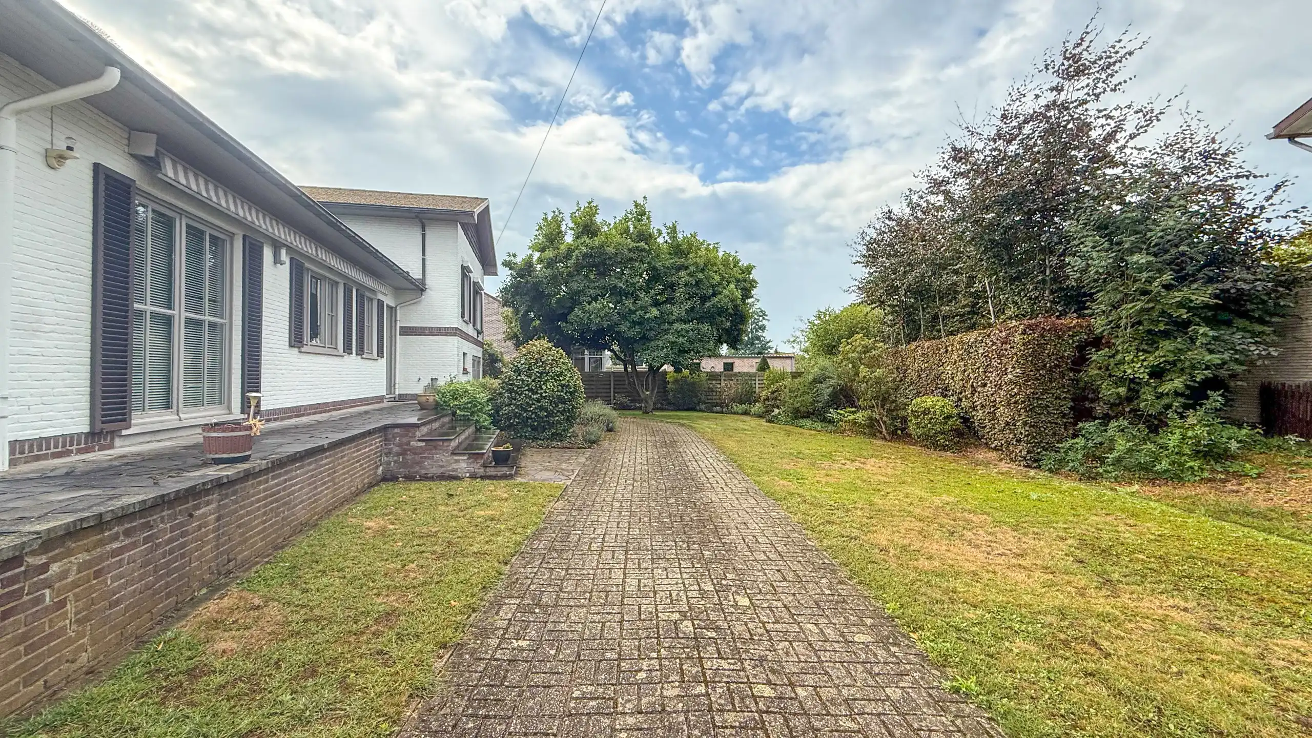 Karaktervolle gezinswoning met 4slpk + tuin! foto 44