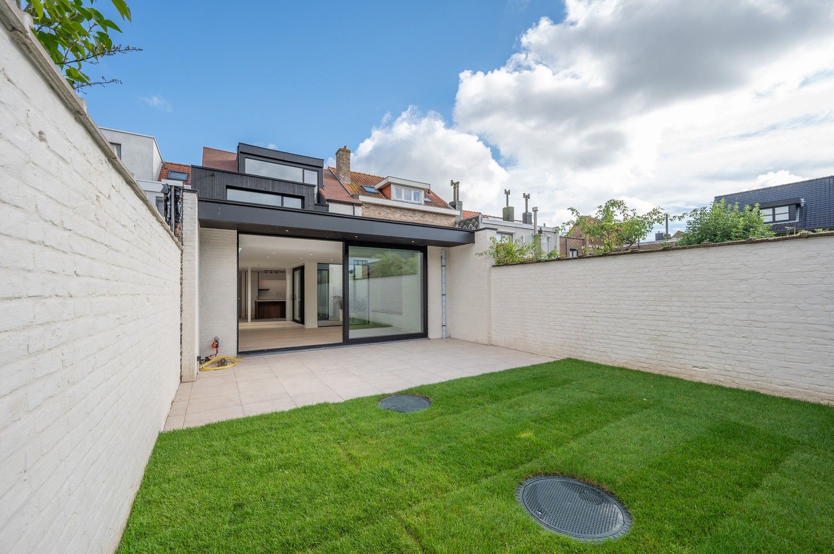 Prachtig gerenoveerde woning in een rustige omgeving nabij de Magere Schorre. foto 3