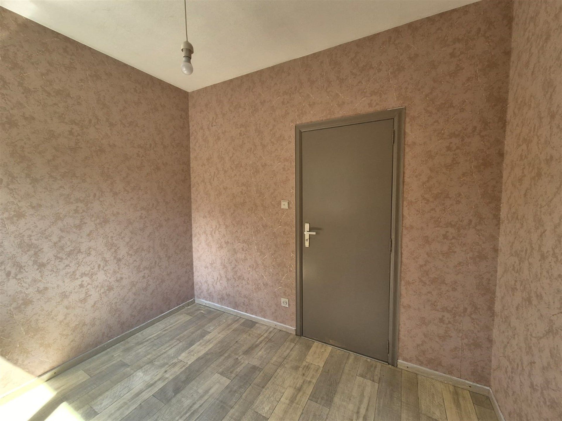 Gunstig gelegen gelijkvloers appartement met gezellig tuintje. foto 18