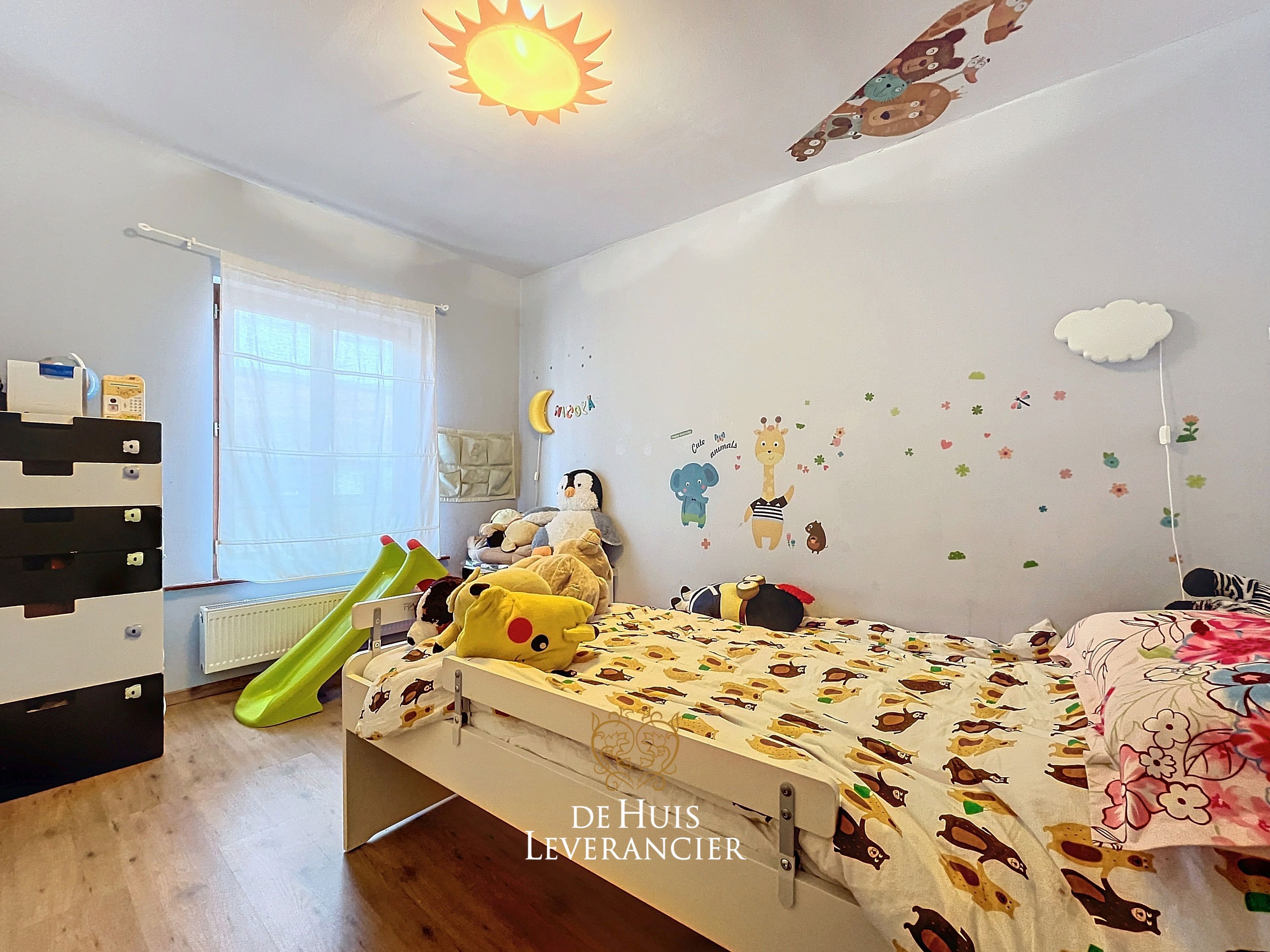 RUIME woning te koop (8 slpks, 2 badk) die ook perfect als tweewoonst kan dienen foto 28