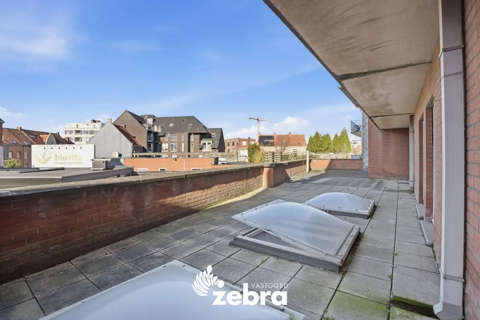 Appartement met 2 slpk en 2 terrassen in hartje Roeselare! foto 11