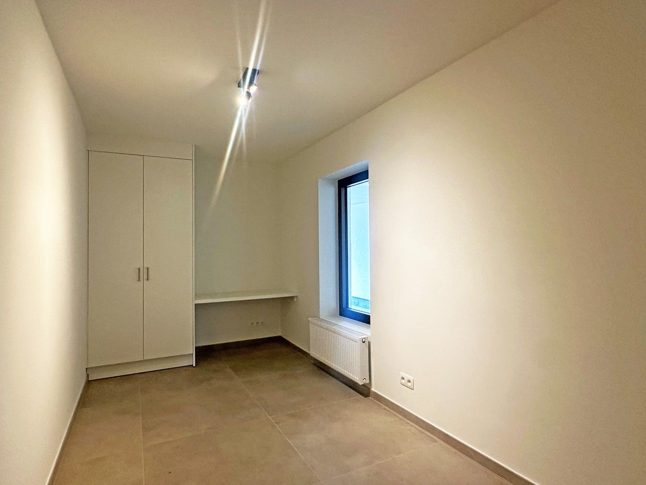 Prachtig ruim gelijkvloers appartement met 4 slaapkamers & tuin in Lier! foto 13