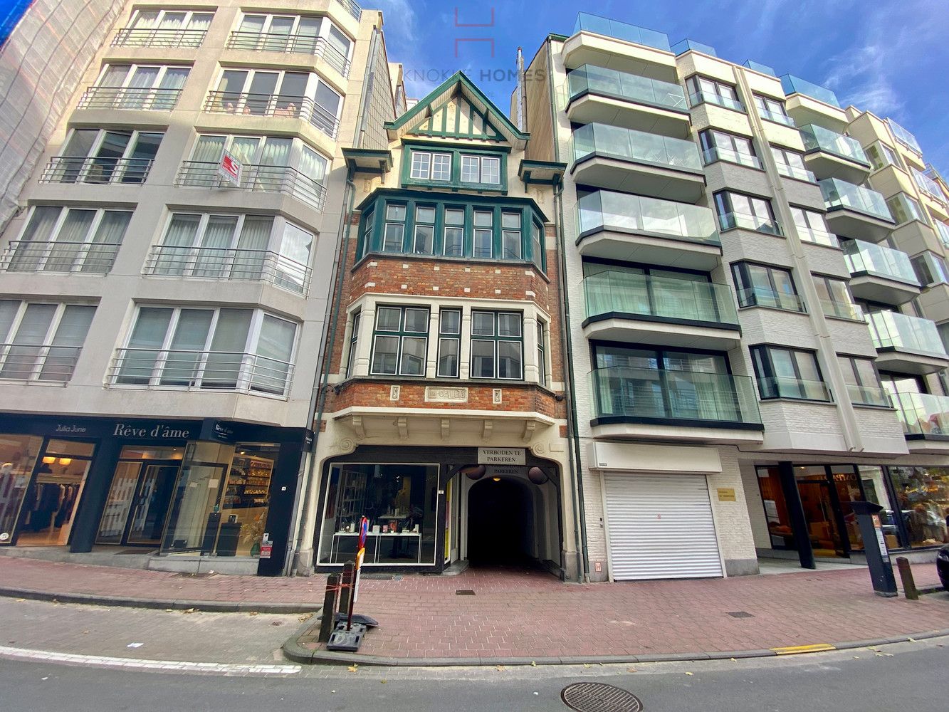 ()=>{if(producerUpdateValueVersion(node),producerAccessed(node),node.value===ERRORED)throw node.error;return node.value} Antoine Bréartstraat 12/01 - 8300 Knokke-Zoute