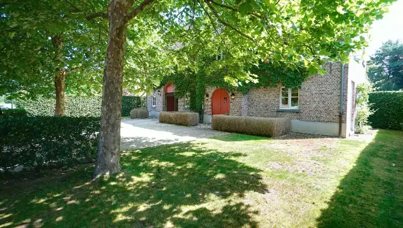 Exclusieve villa van 374m² op 16 are met openluchtzwembad foto 31