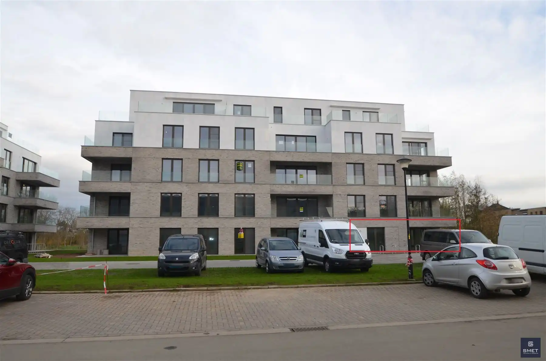 gelijkvloers appartement foto {{pictureIndex}}