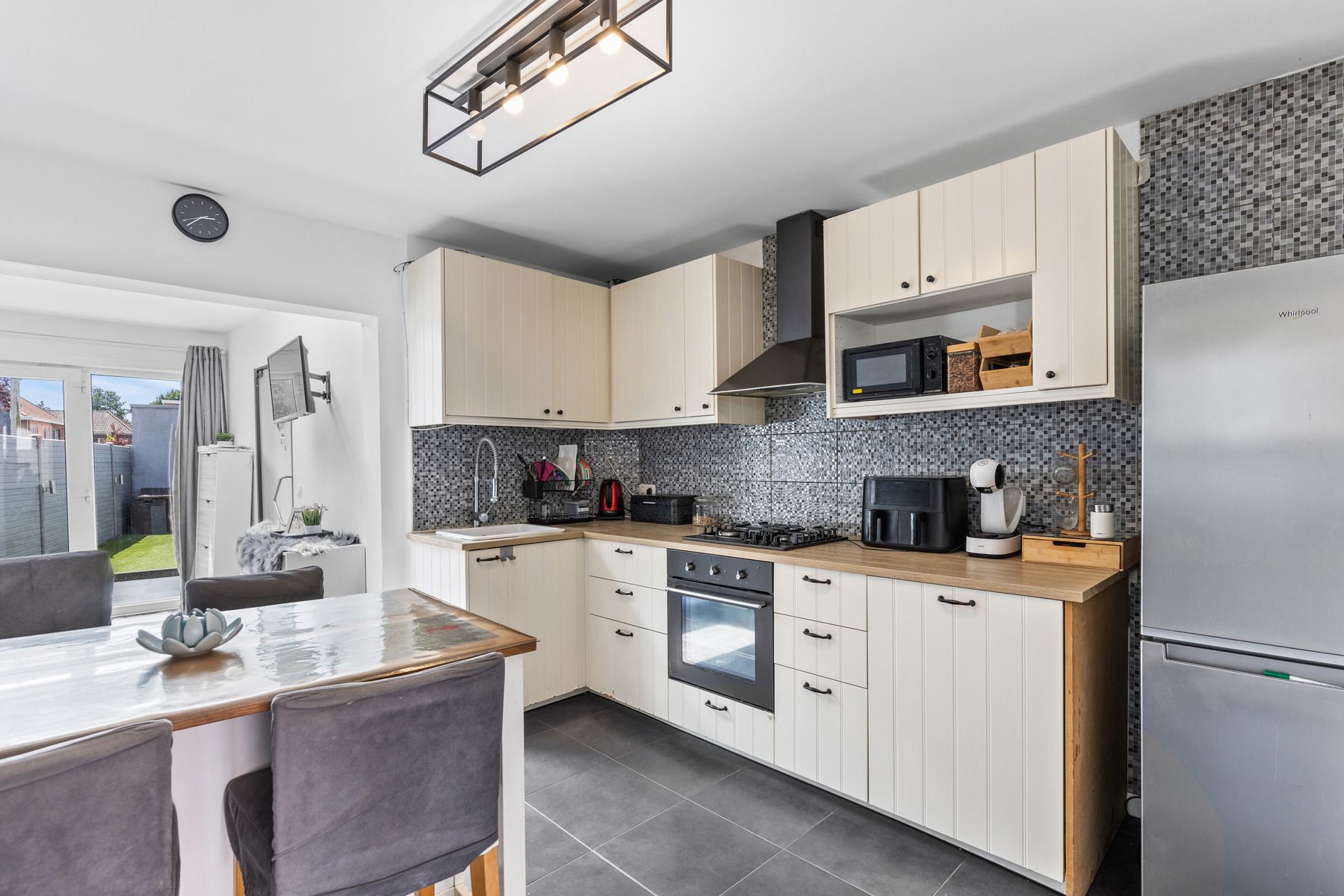 Hoekwoning met 3 slpks en stadstuintje in Gentbrugge! foto 6