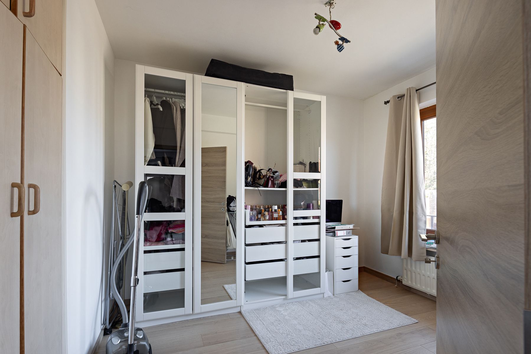 Instapklaar appartement met 2 slaapkamers foto 12