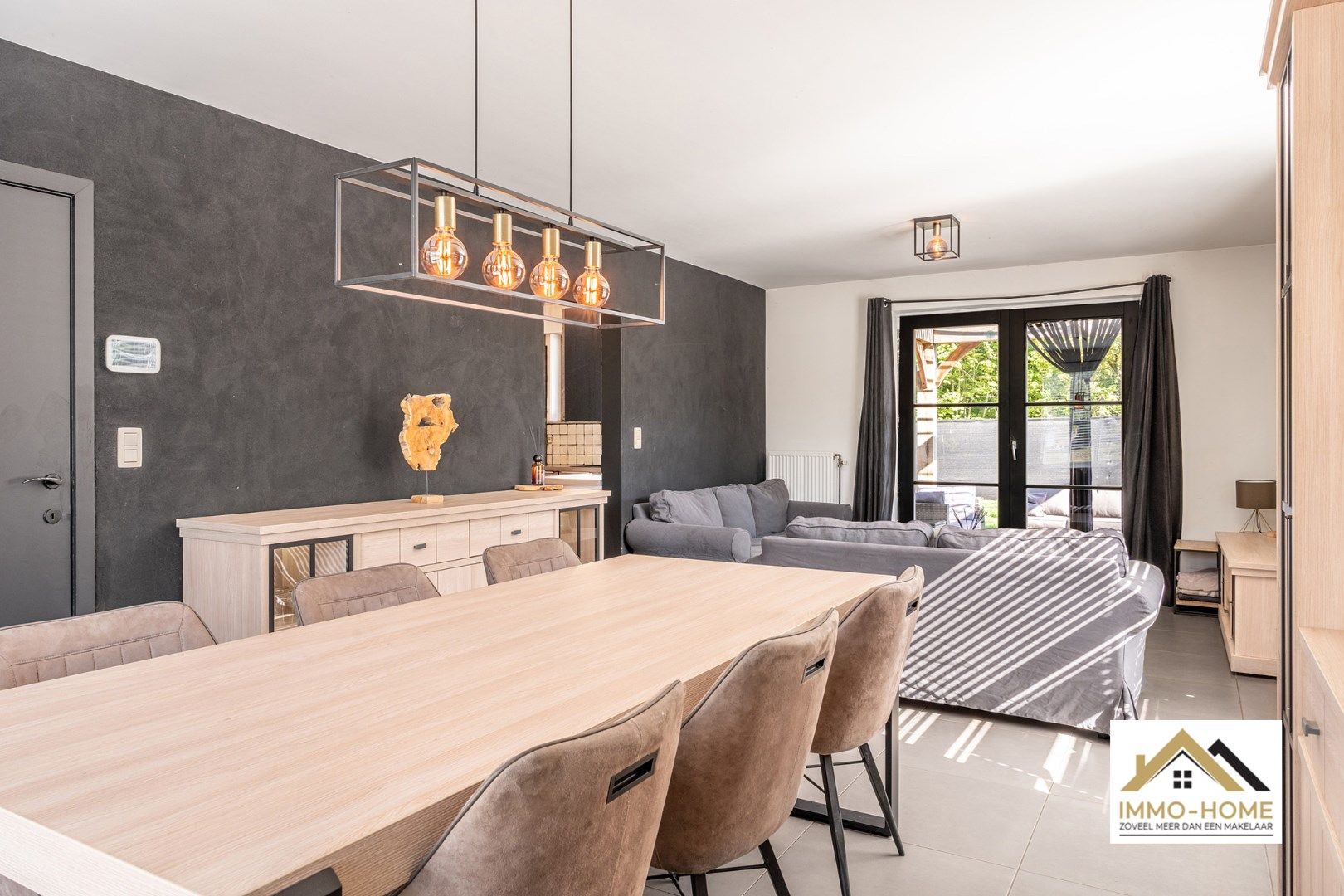 Recente energiezuinige ruime HOB in woonwijk!  foto 3
