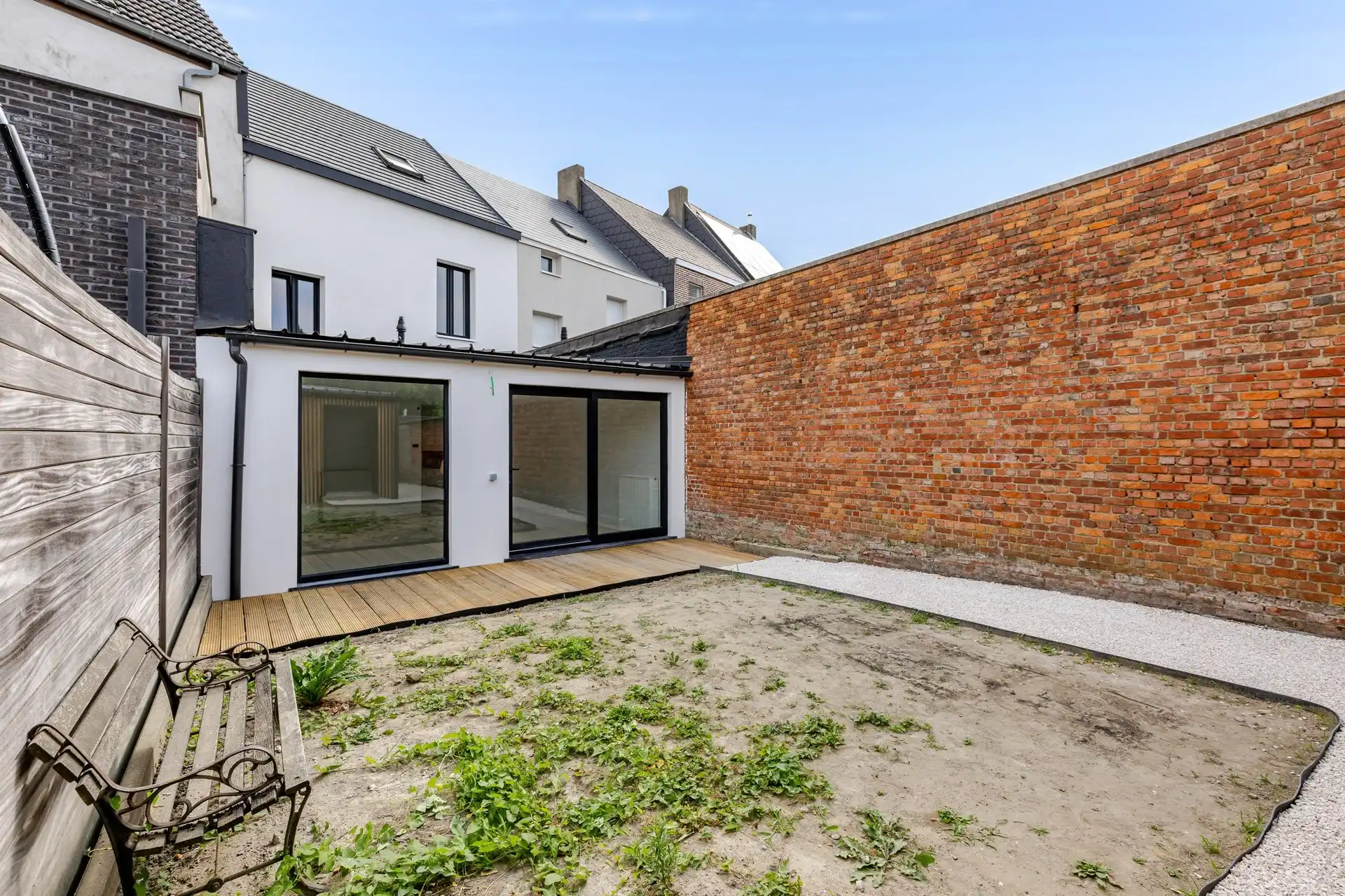Instapklare, volledig gerenoveerde gezinswoning met 4 slaapkamers, garage en zonnige stadstuin foto 28