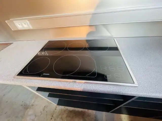 Sint- Andries, Exclusieve LOFT 150m2   met groot ZONNETERRAS 80 m² met alle privacy, 1 slaapkamer. foto 15