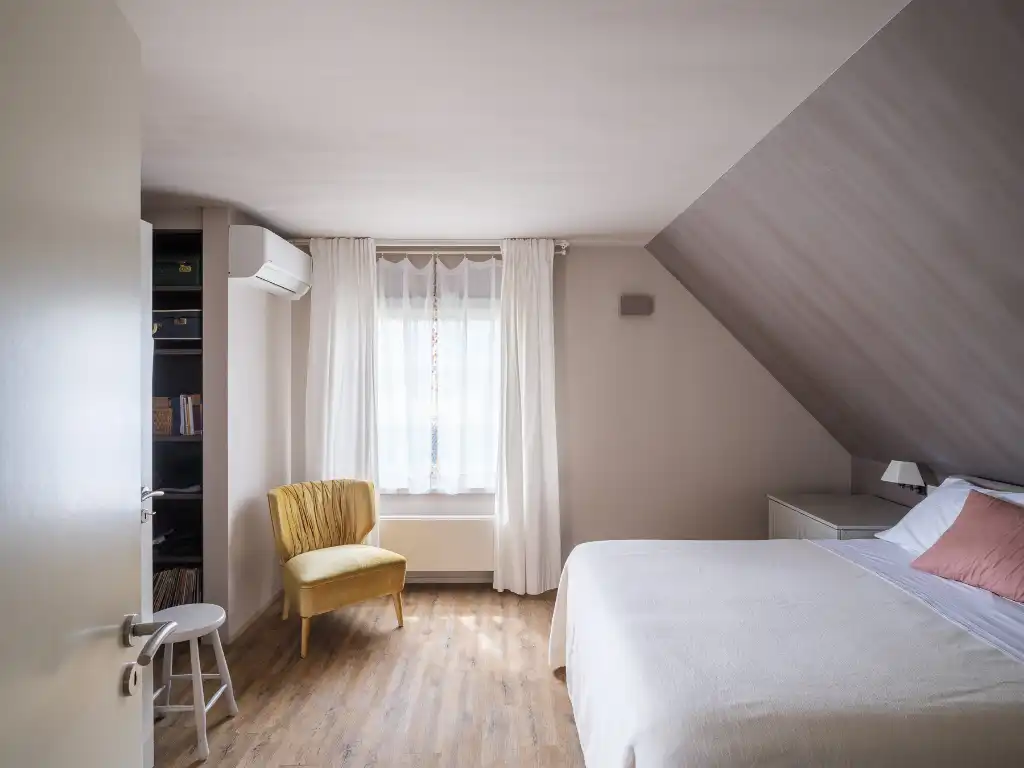 Vrijstaande gezinswoning op een perceel van 1.072 m², nabij Lochristi centrum foto 13