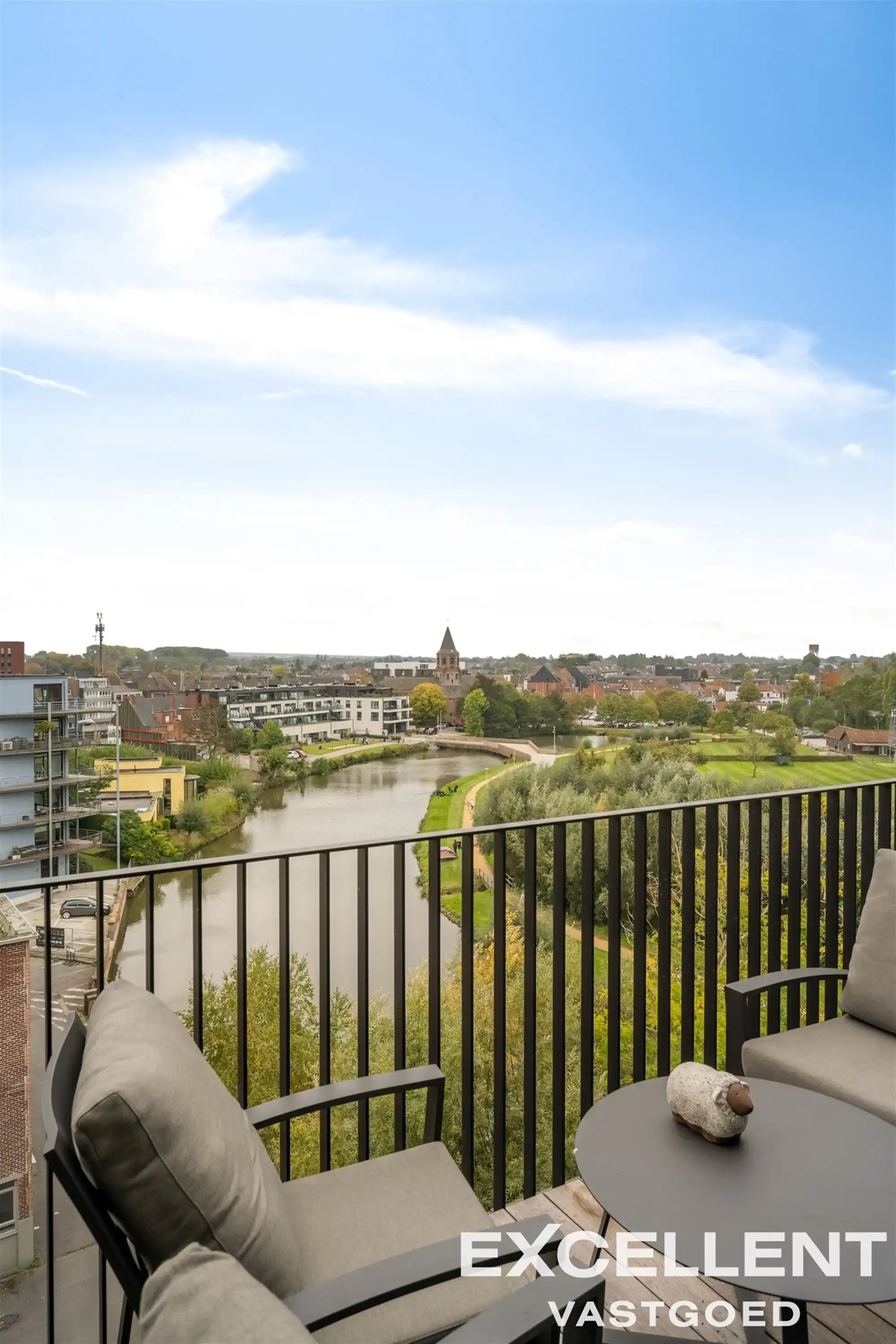Luxueus appartement aan Oude Leiearm Deinze foto 16