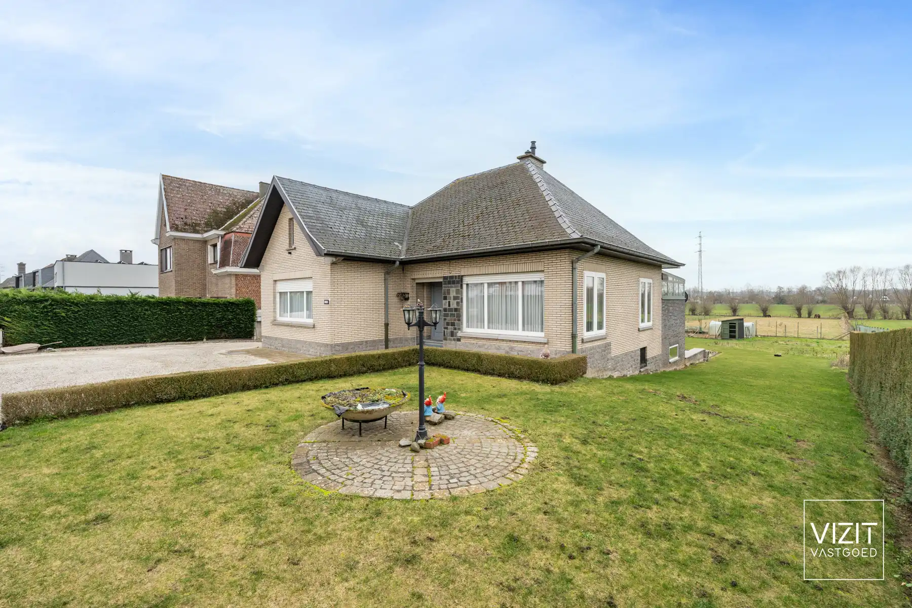 Goed gelegen bungalow op stadsrand Ninove!  foto 2