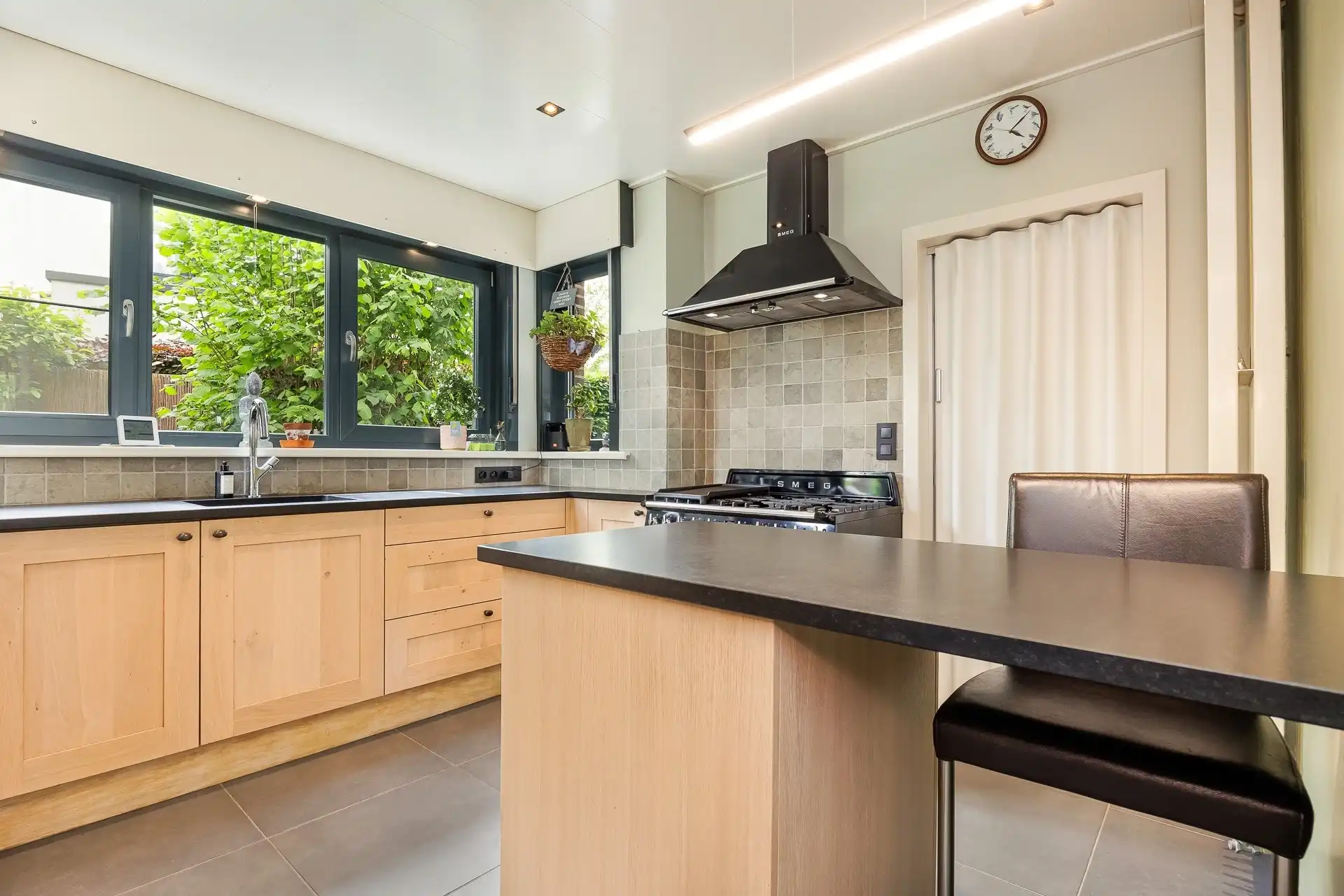 Charmante gezinswoning met 2 slaapkamers gelegen te Sint-Pauwels (600m²) foto 8