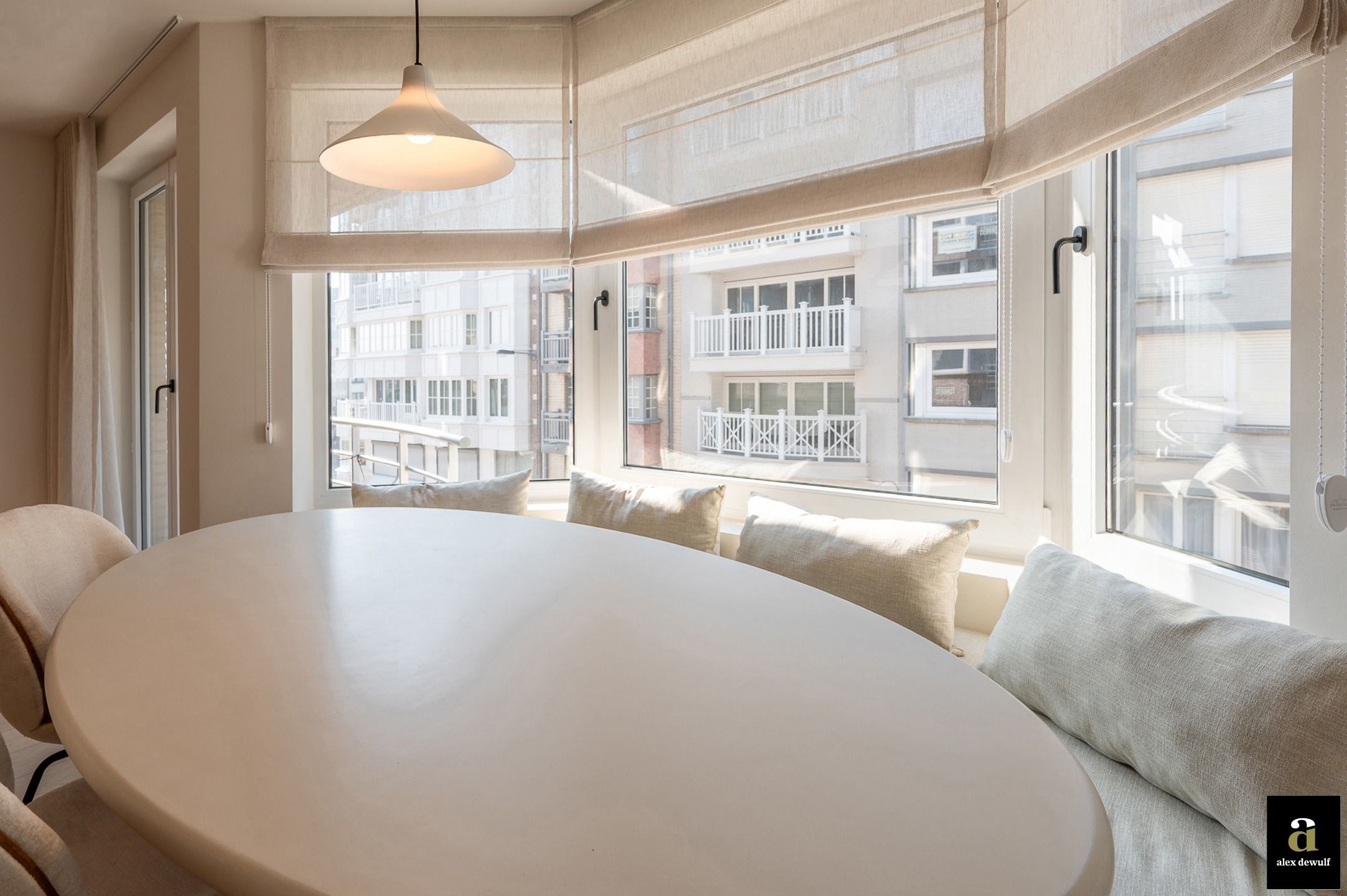 Top gerenoveerd appartement met zij zeezicht, Driehoeksplein foto 2