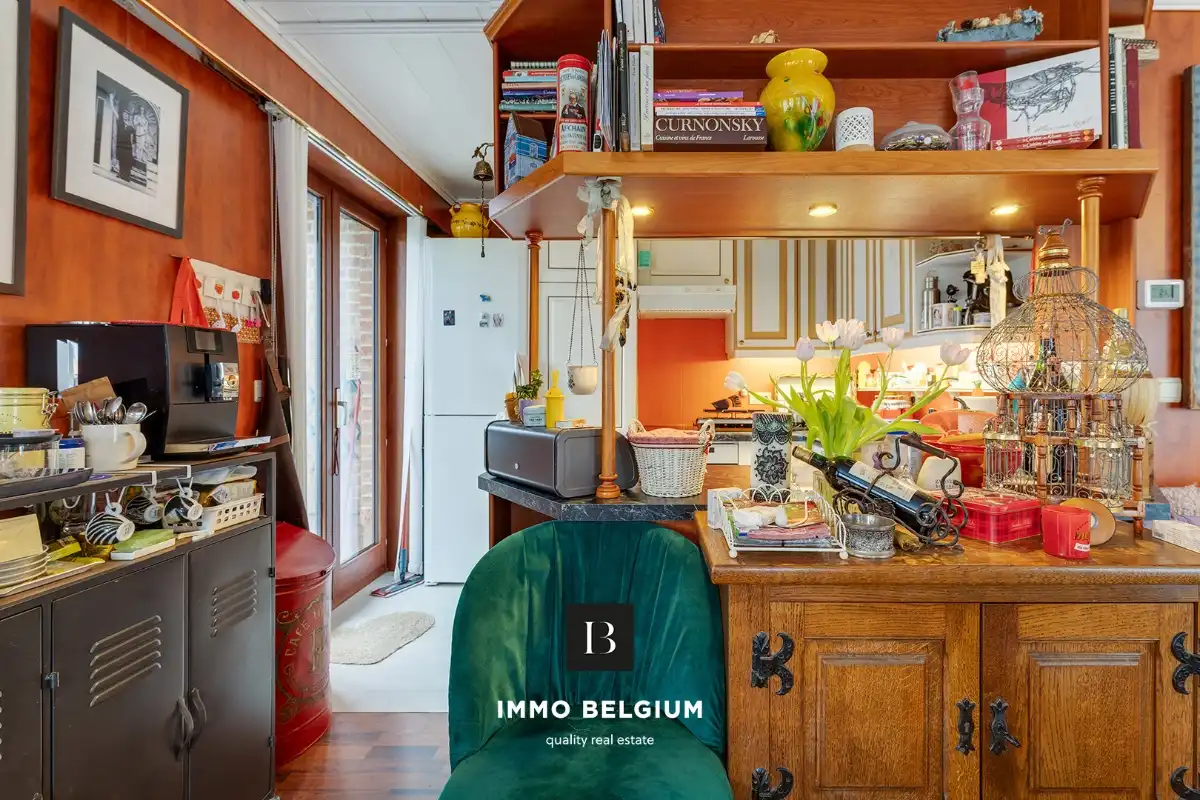 Ruim appartement met inpandige garagebox foto 5