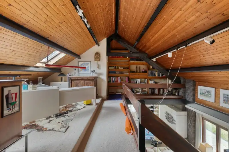RUIME VRIJSTAANDE WONING MET BIJZONDER VEEL POTENTIEEL OP 832 m² foto 20