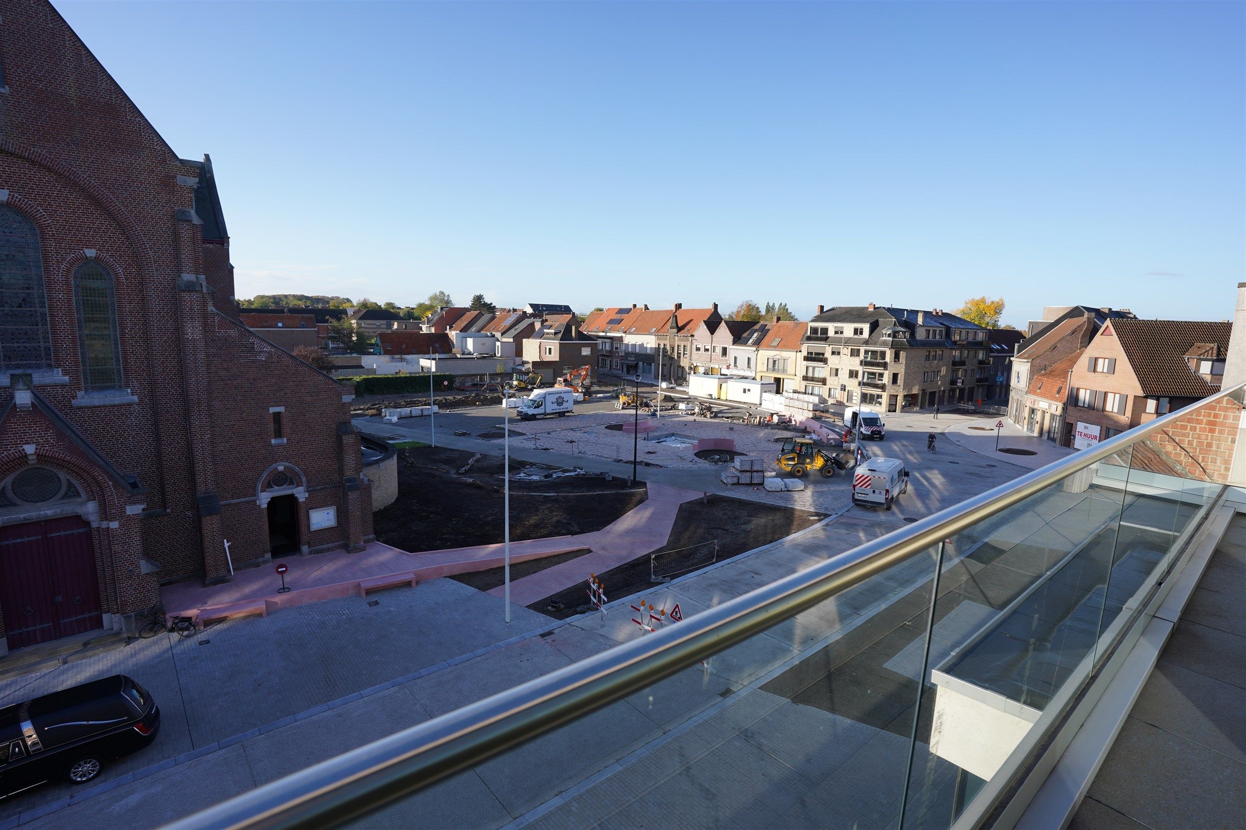 Jong dakappartement met zicht op nieuw Marktplein + garage foto 2