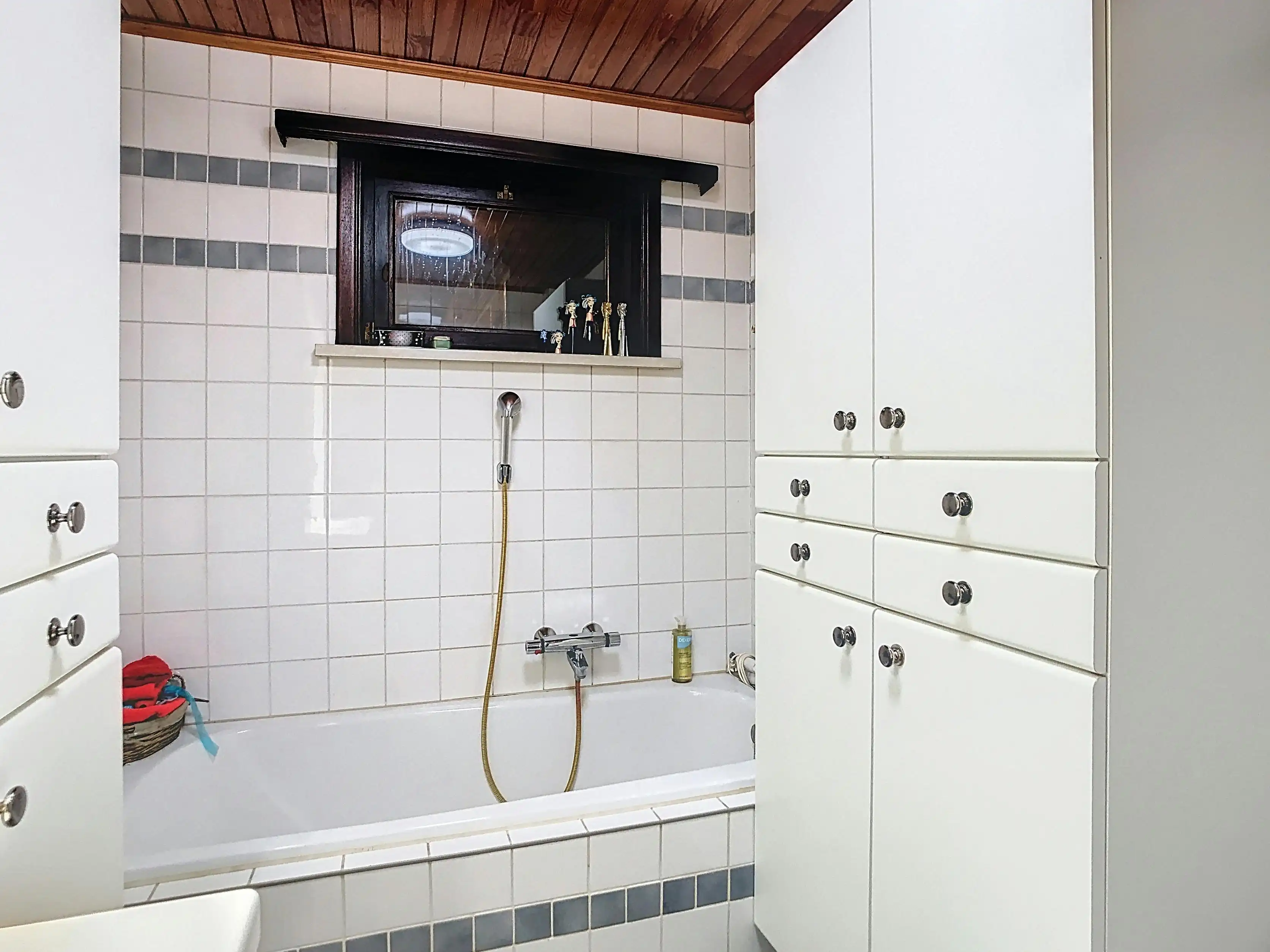 Ruime vakantiewoning op groot open perceel in bosrijk gebied foto 14