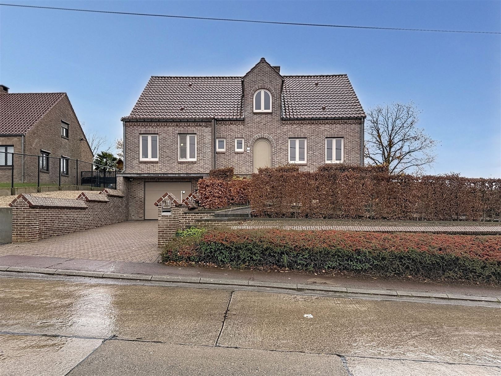 Ruime open bebouwing met 4 slpks, veranda, tuin, garage, 8a  foto 32