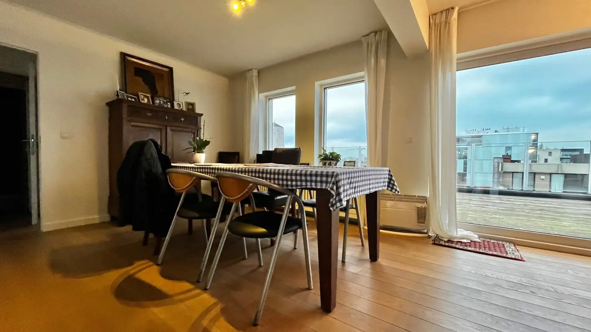 Groot appartement van 96m² met 95 m² terras foto 9