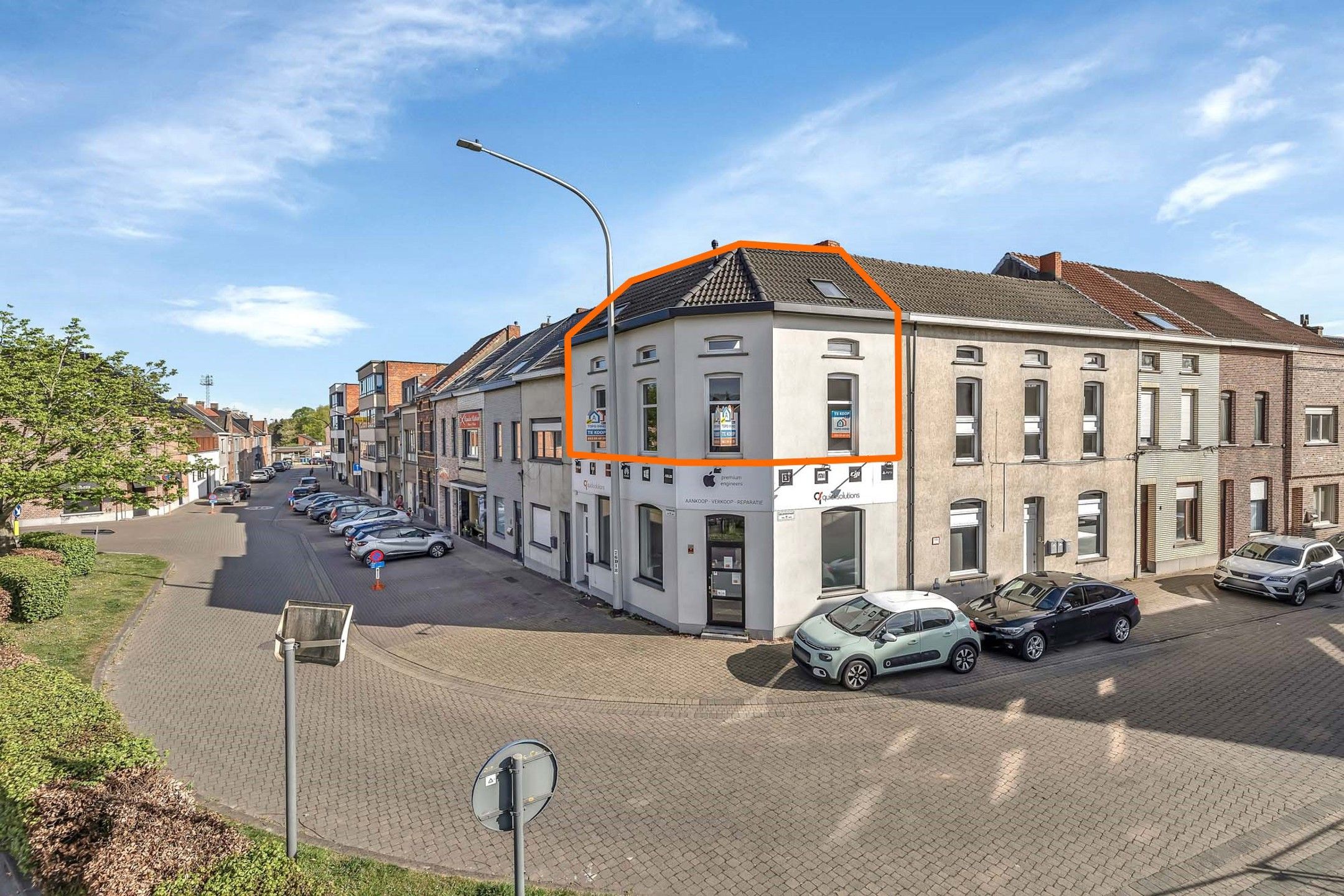 Ruim duplex appartement nabij centrum Aalst foto {{pictureIndex}}