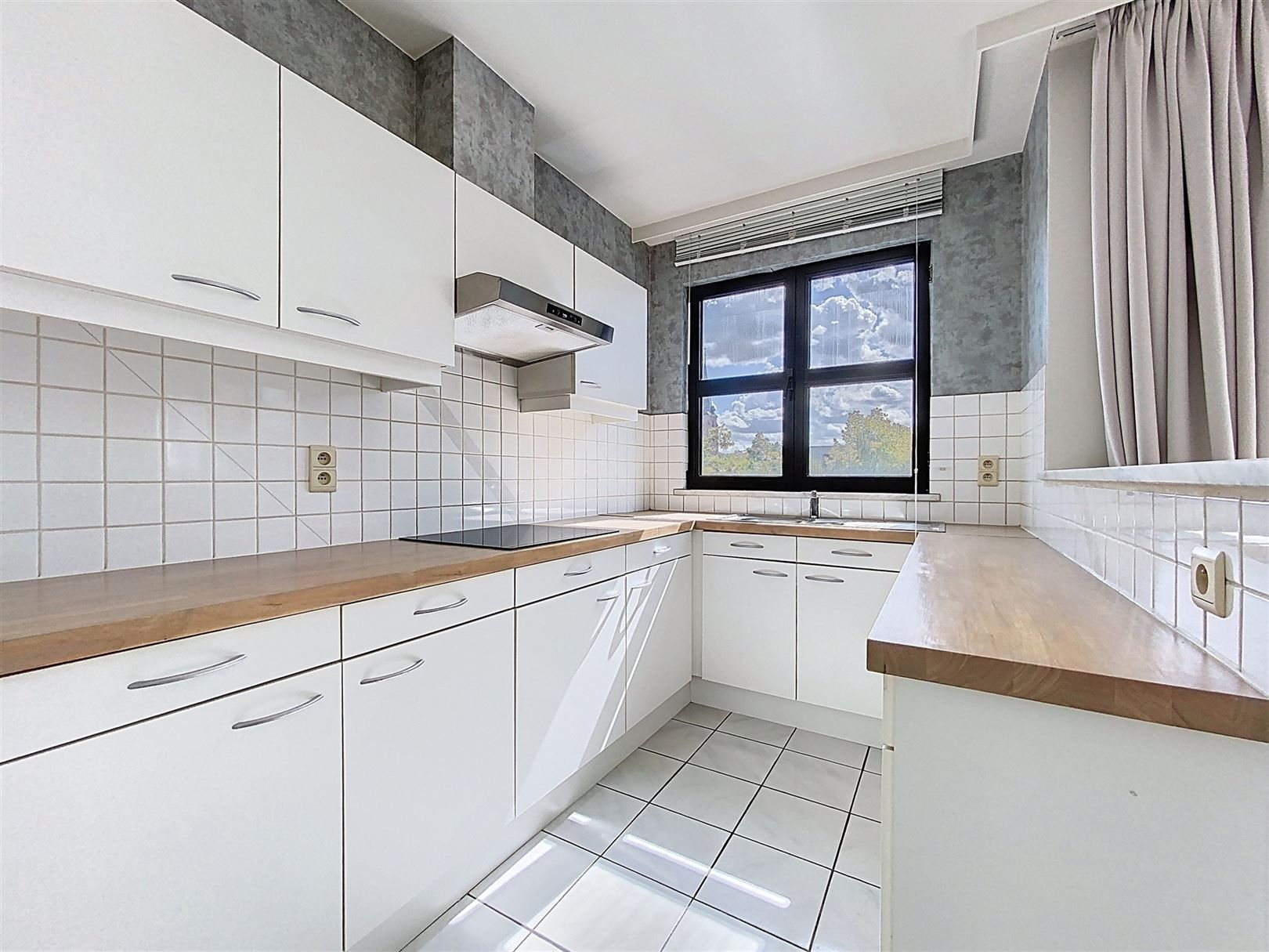 Instapklaar appartement te Maria-ter-Heide foto 4