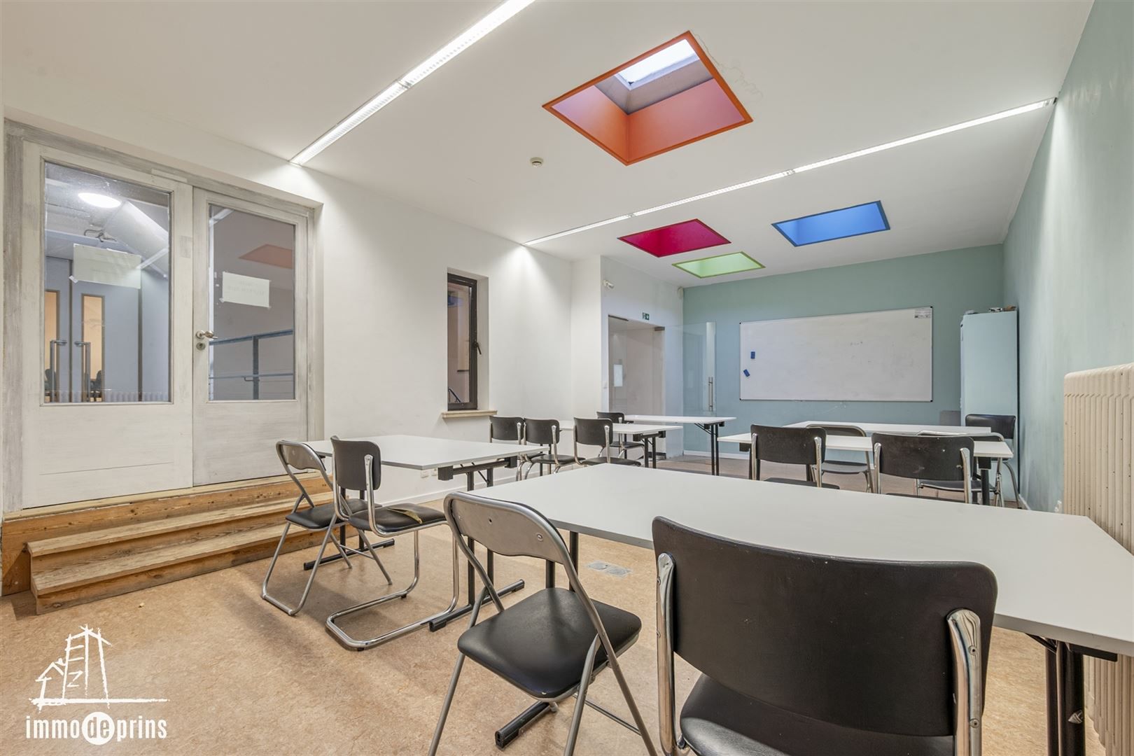 Kantoorgebouw voor diverse doeleinden foto 8