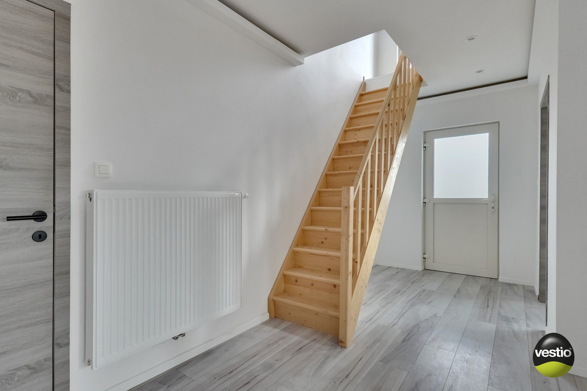 GERENOVEERDE WONING MET 5 SLAAPKAMERS foto 21